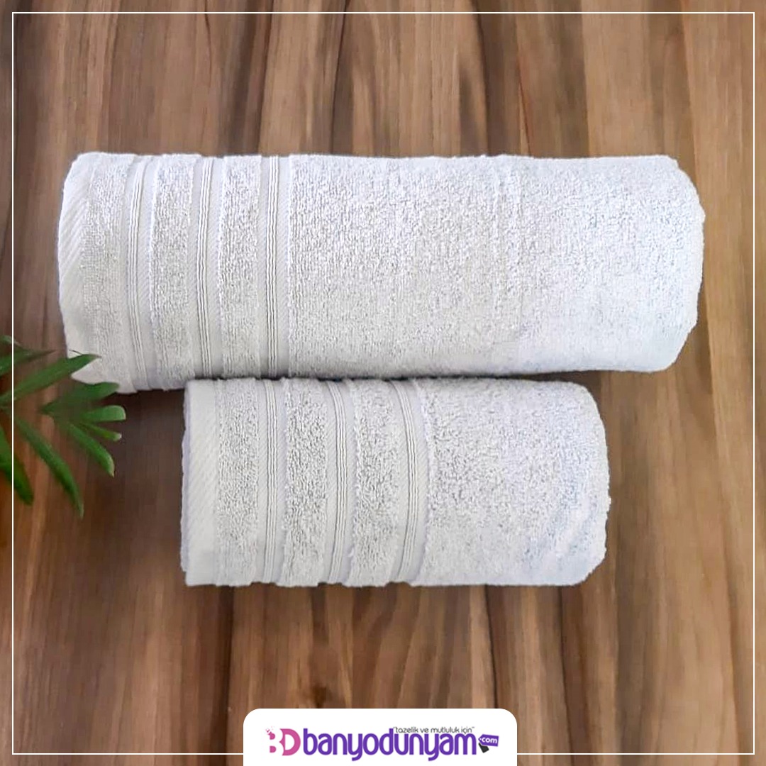 Açık Pembe Banyo Havlusu ve Baş Havlusu (2'li Havlu Seti)