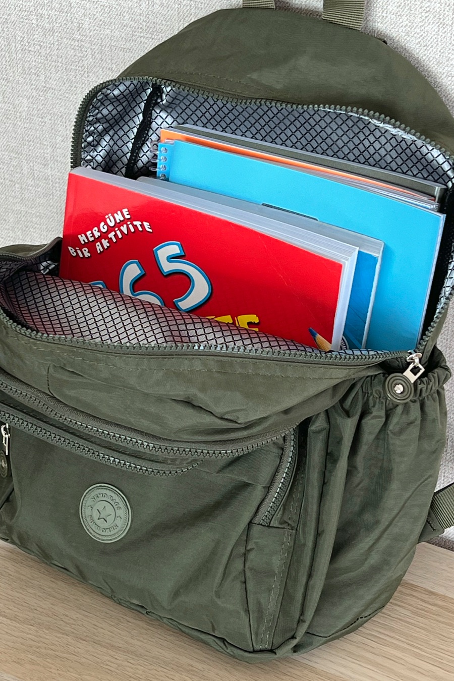 Nemo Bags HAKİ Sırt, Okul, 14 İnç Laptop, Seyahat Çantası Amigurumi Ayıcık Anahtarlık Hediyeli