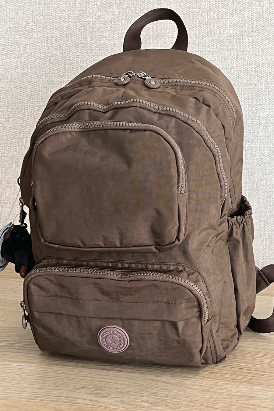 Nemo Bags KOYU VİZON Sırt, Okul, 14 İnç Laptop, Seyahat Çantası Goril Anahtarlık Hediyeli
