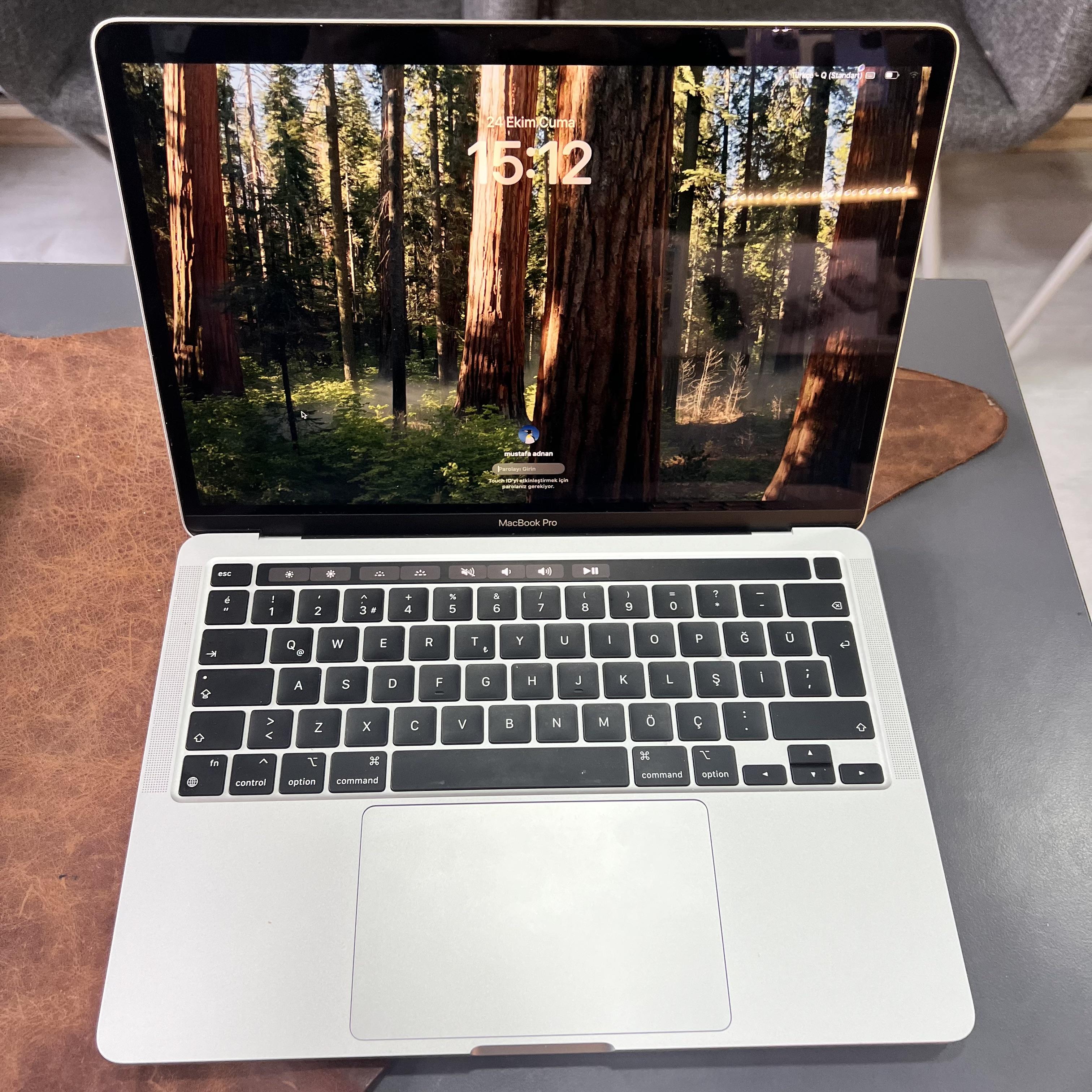 MacBook Pro 13'' M2 8CPU 10GPU 8GB 256GB Silver