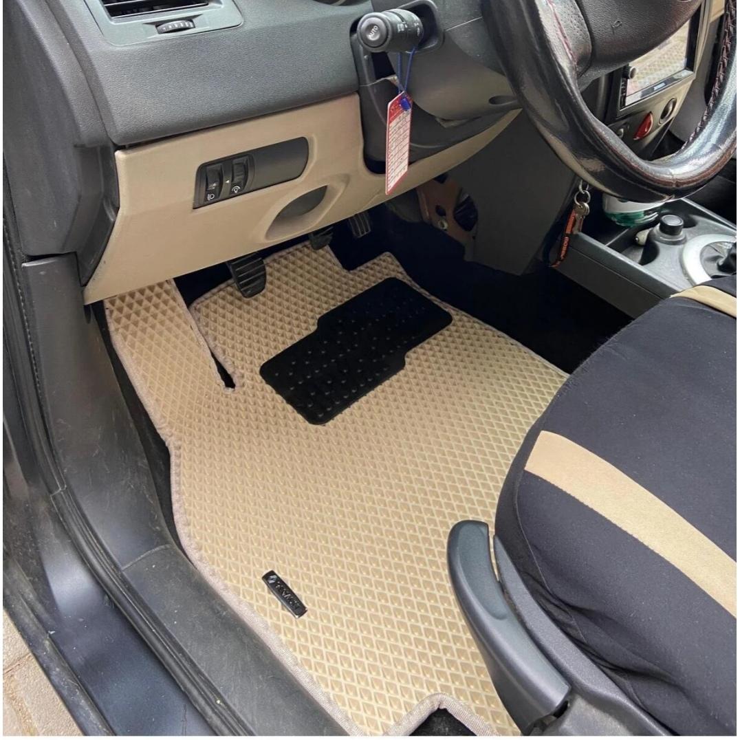 Renault Megane 2 Kasa Akıllı Premium Eva Oto Paspas (Aksesuarlar Fiyata Dahil Değildir)