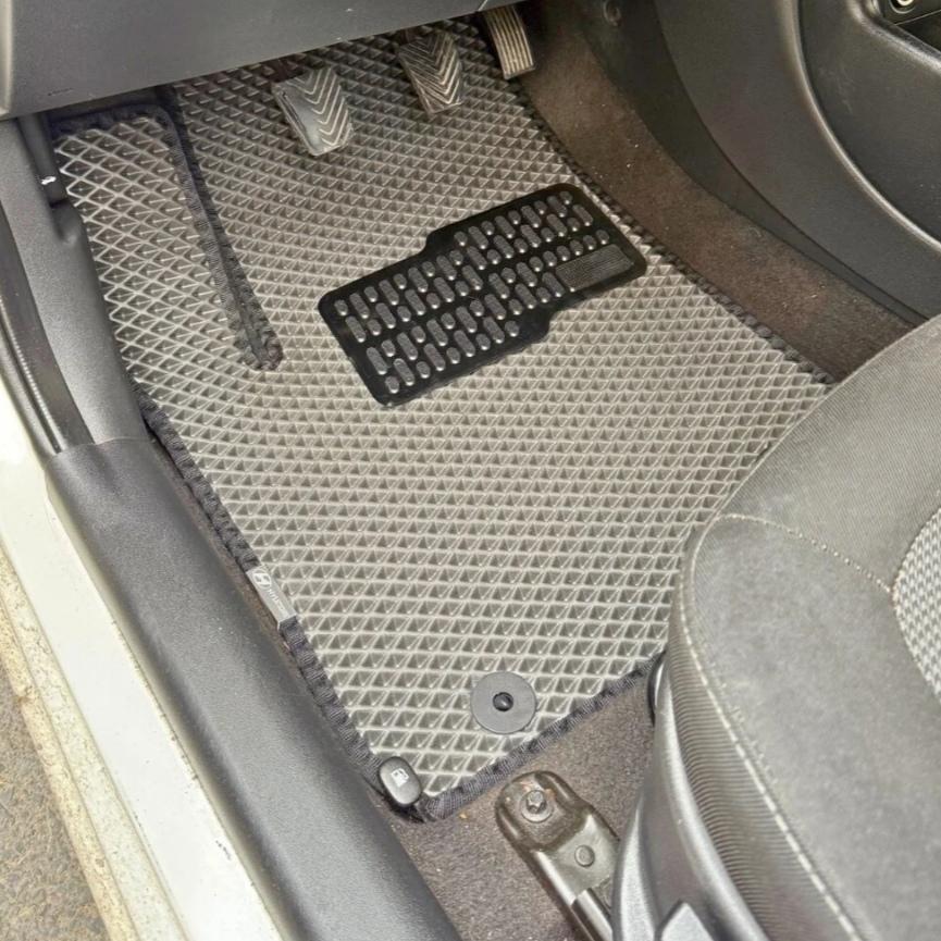 Hyundai İ20 2014 - 2020 Akıllı Premium Eva Oto Paspas (Aksesuarlar Fiyata Dahil Değildir)