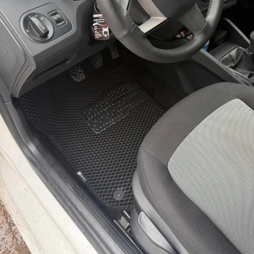 Seat İbiza 2008 - 2016 Akıllı Premium Eva Oto Paspas (Aksesuarlar Fiyata Dahil Değildir)