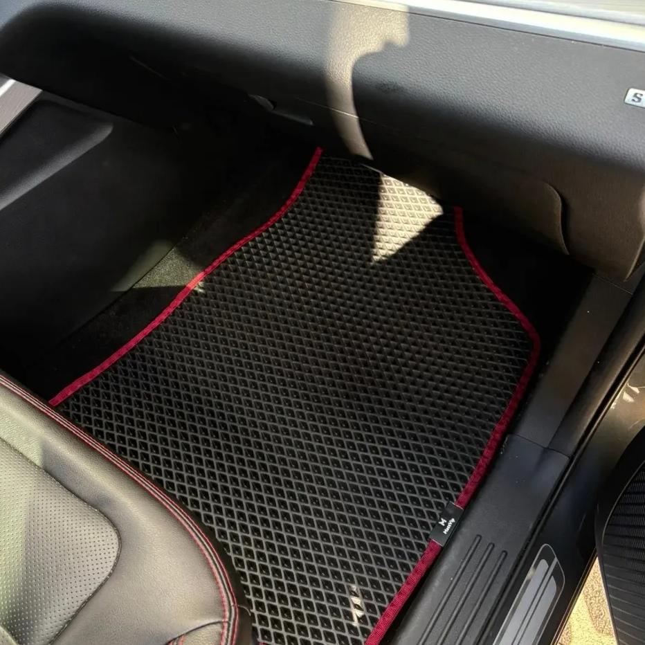 Swm Kasa Akıllı Premium Eva Oto Paspas (Aksesuarlar Fiyata Dahil Değildir)