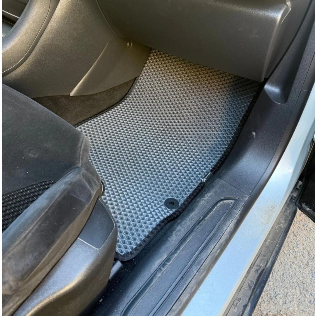 Citroen C5 2008 - 2017 Kasa Akıllı Premium Eva Oto Paspas (Aksesuarlar Fiyata Dahil Değildir)