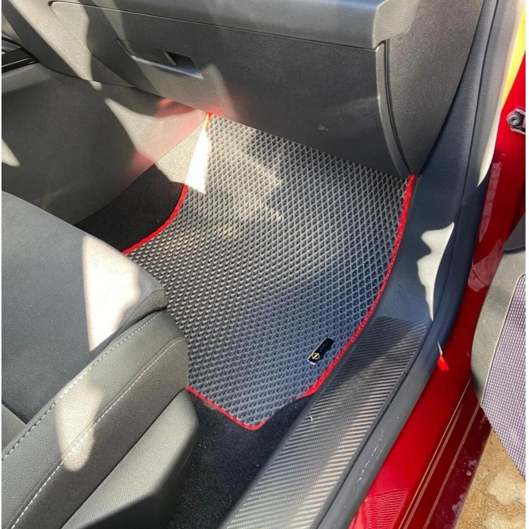 Opel Astra E 2024 Elektrikli Akıllı Premium Eva Oto Paspas (Aksesuarlar Fiyata Dahil Değildir)