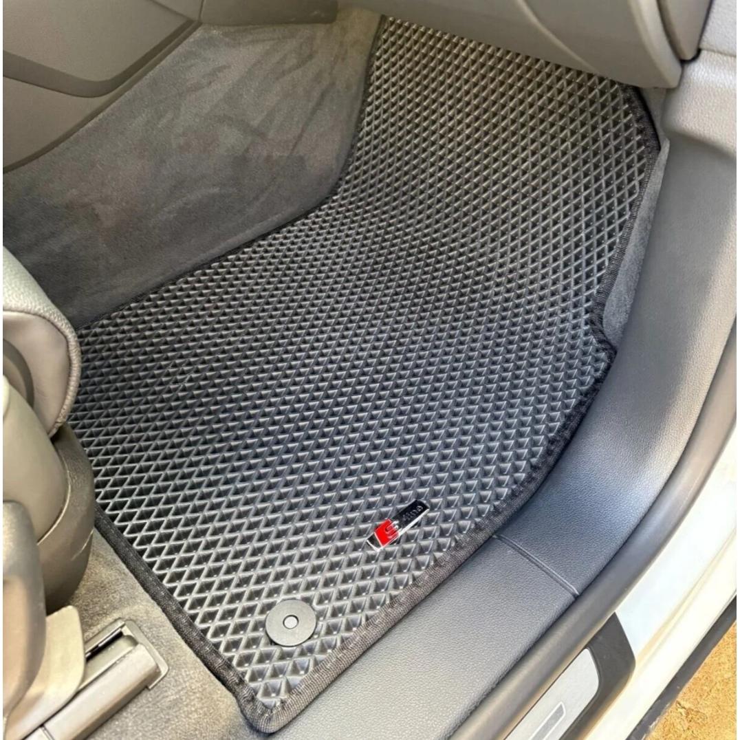 Audi Q8 2025+ Akıllı Premium Eva Oto Paspas (Aksesuarlar Fiyata Dahil Değildir)