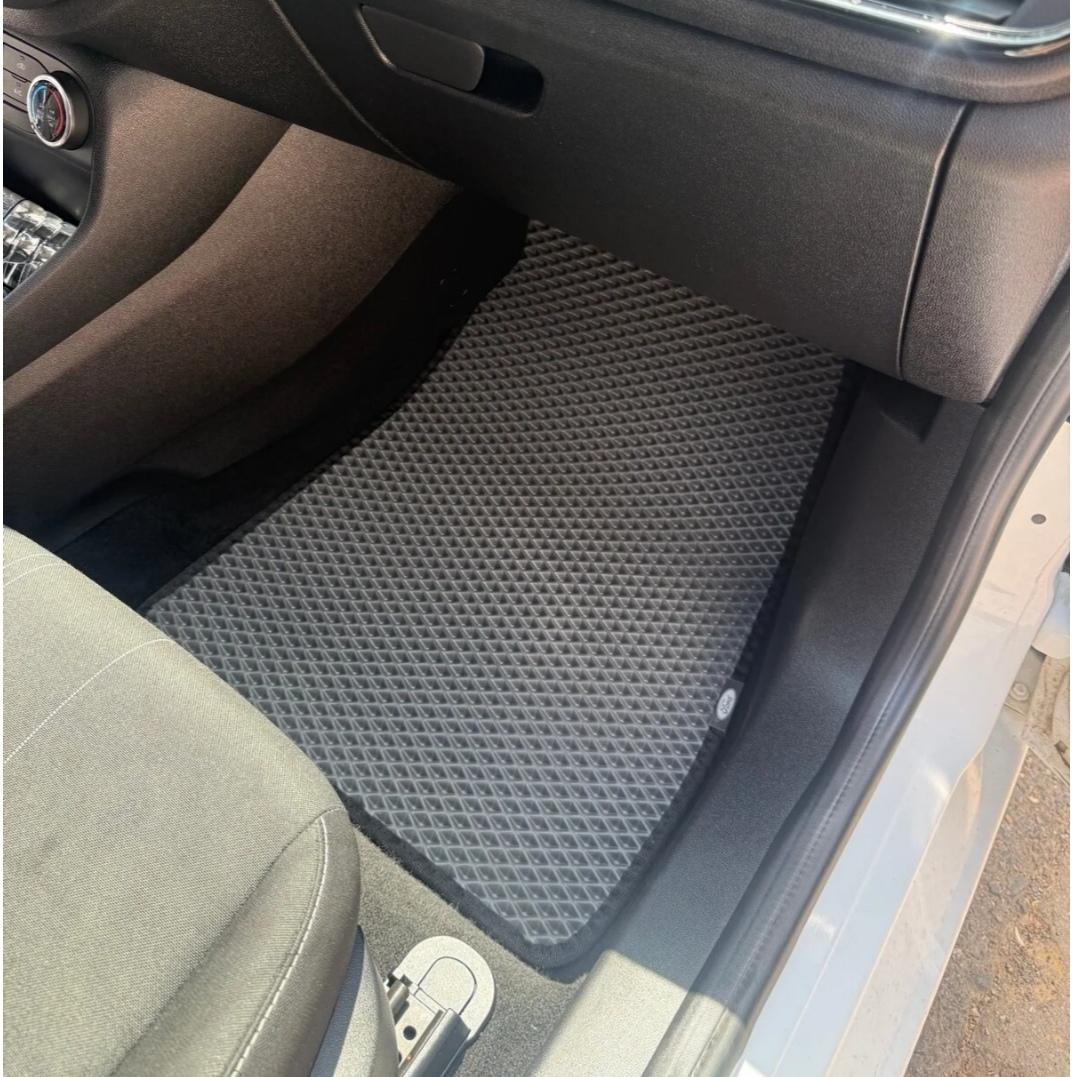 Ford Fiesta 2017+ Akıllı Premium Eva Oto Paspas (Aksesuarlar Fiyata Dahil Değildir)