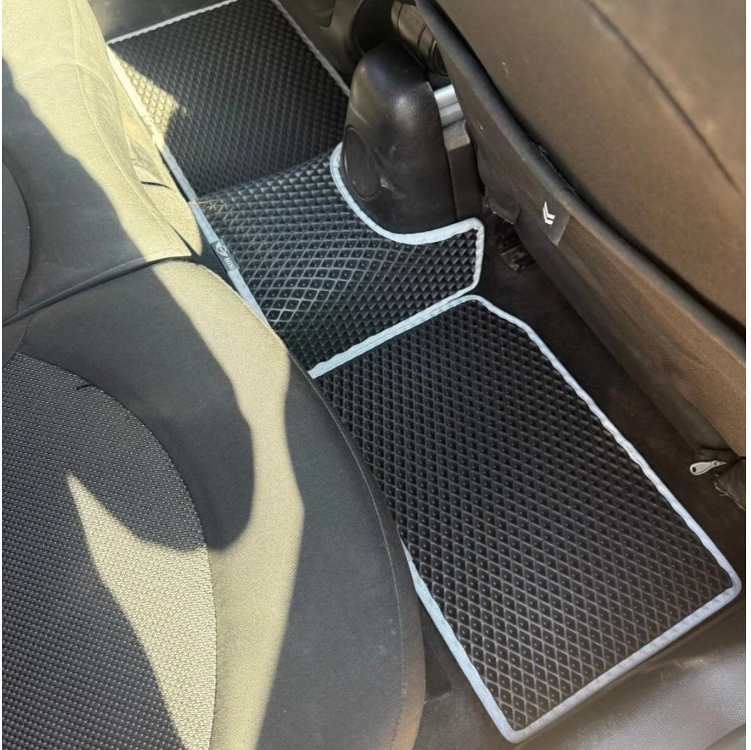 Mini Cooper Countryman R60 5 kapı 2010 - 2016 Akıllı Premium Eva Oto Paspas (Aksesuarlar Fiyata Dahil Değildir)