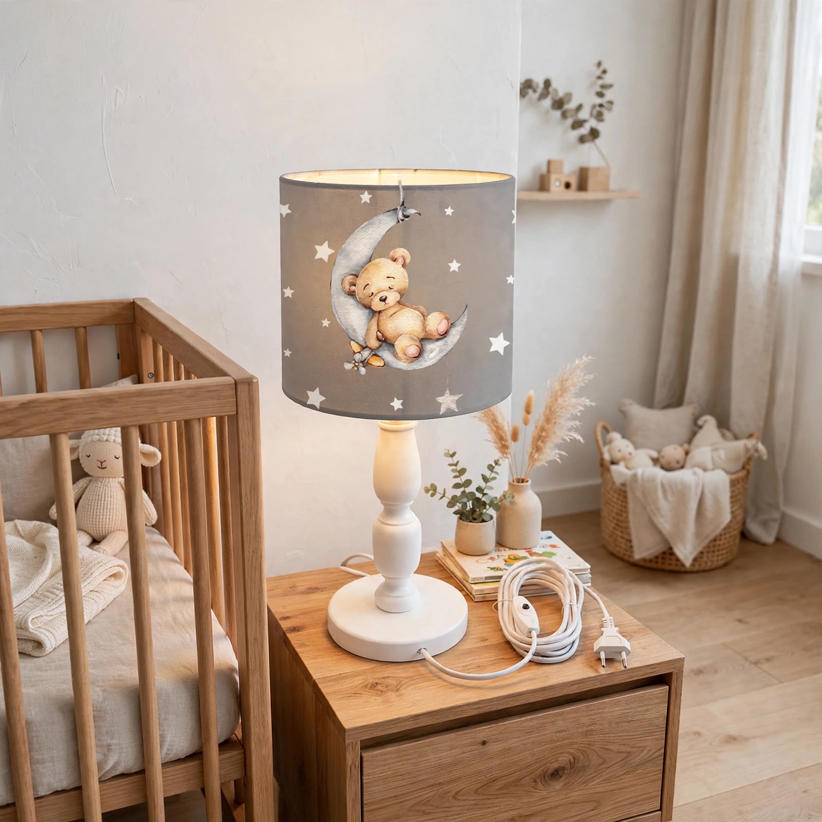 Minibabyrooms Ayda Uyuyan Ayıcık Desenli Ahşap Oyma Ayak Abajur