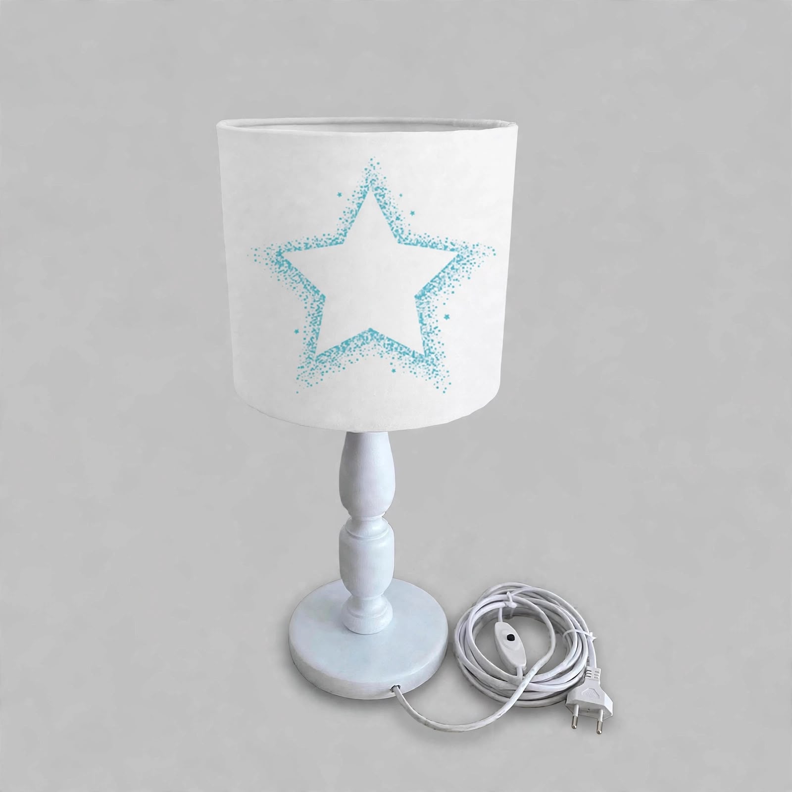Minibabyrooms Yeşil Yıldız Desenli Ahşap Oyma Ayak Abajur