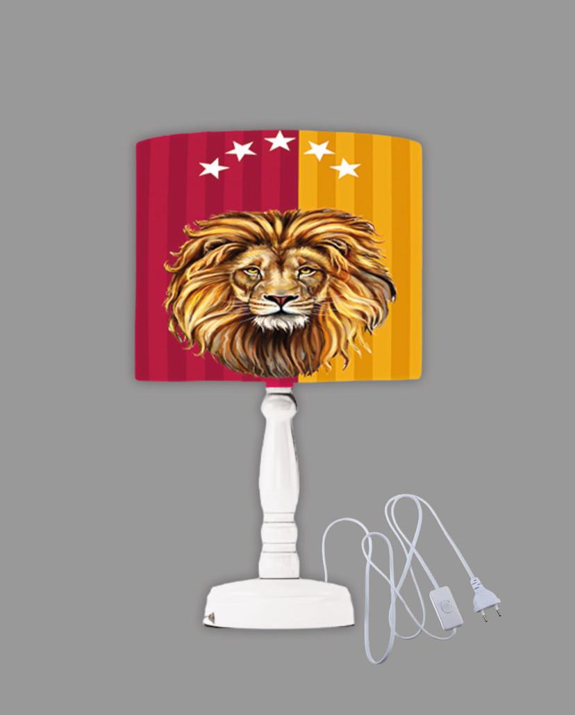 Minibabyrooms Aslan Kral Desenli Ahşap Oyma Ayak Abajur