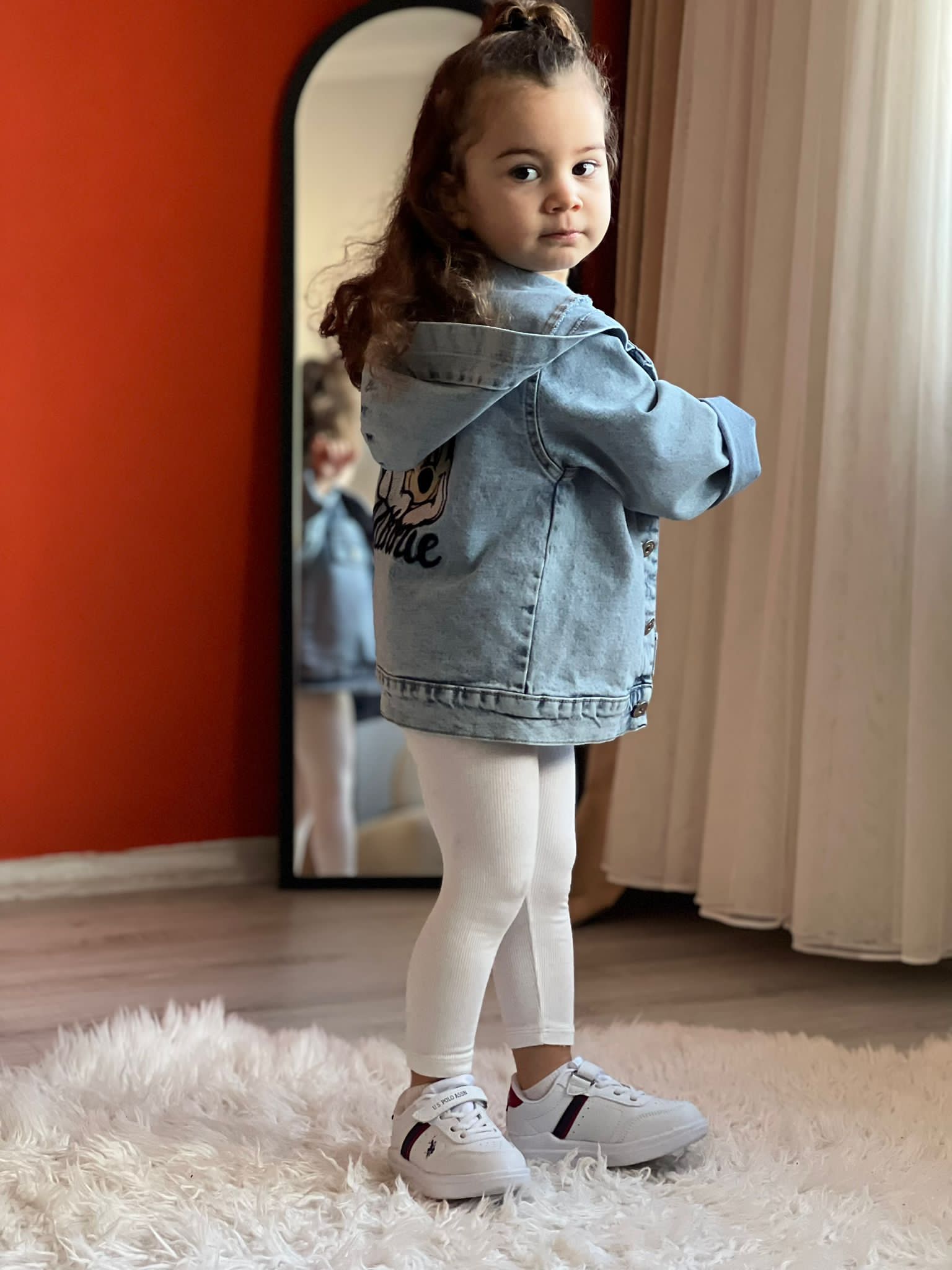 Kız Çocuk Mini Mous Kapüşönlü Ceket