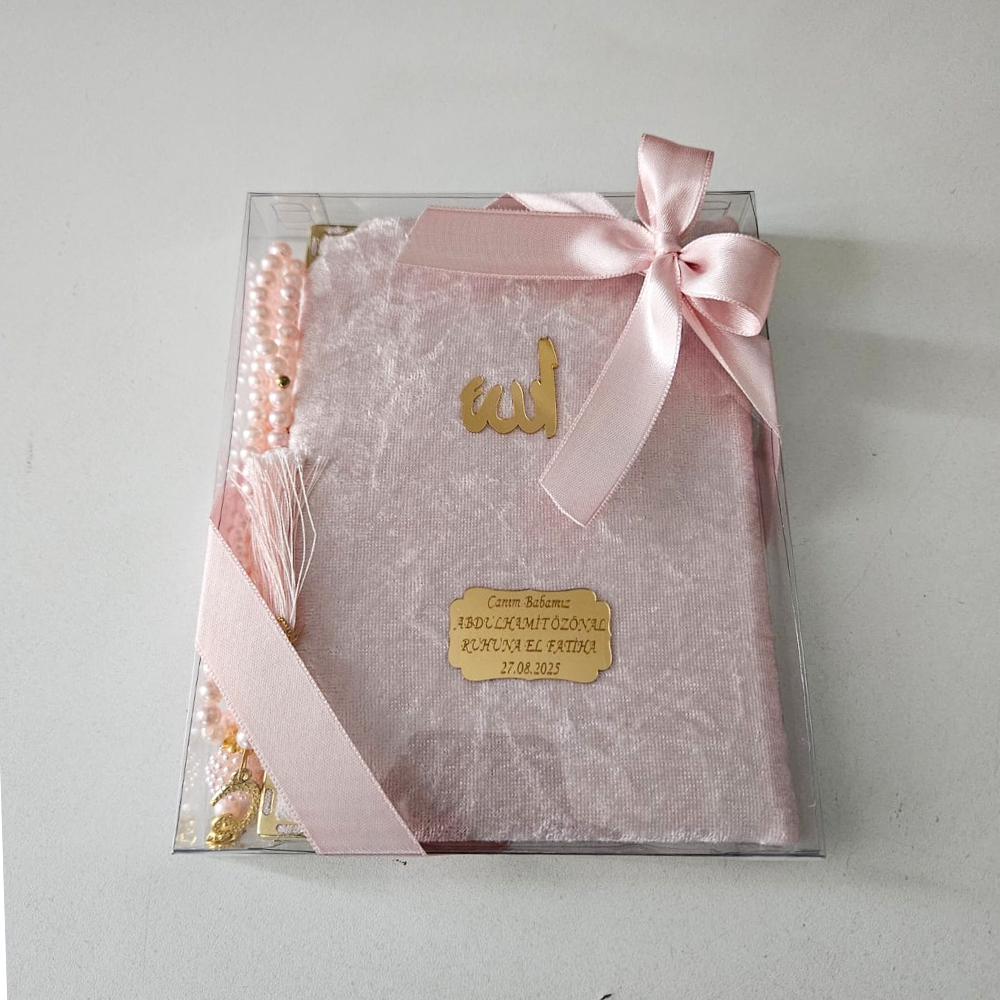 Açık Pembe Kurdeleli Kadife Set