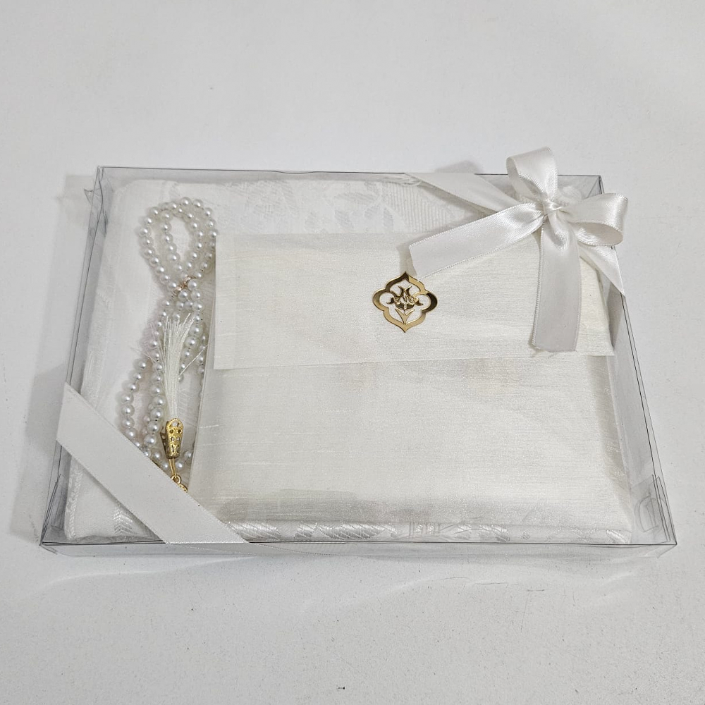 Beyaz Seccadeli İpek Keseli Set