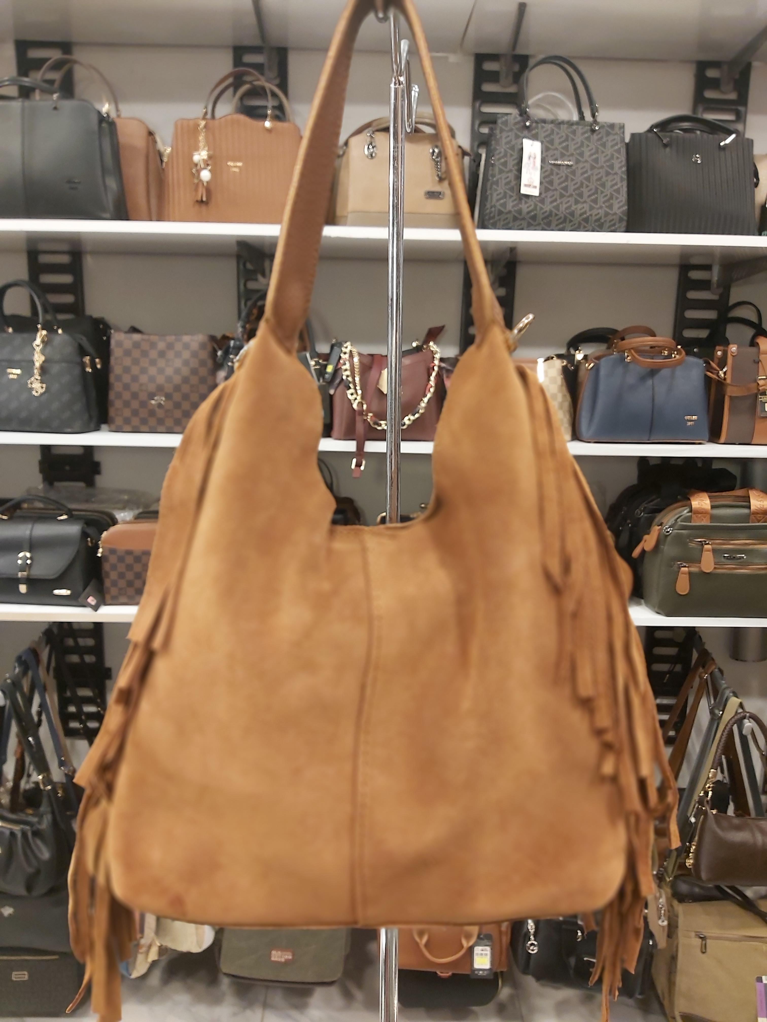 Bayan Kol ve Çapraz Çanta