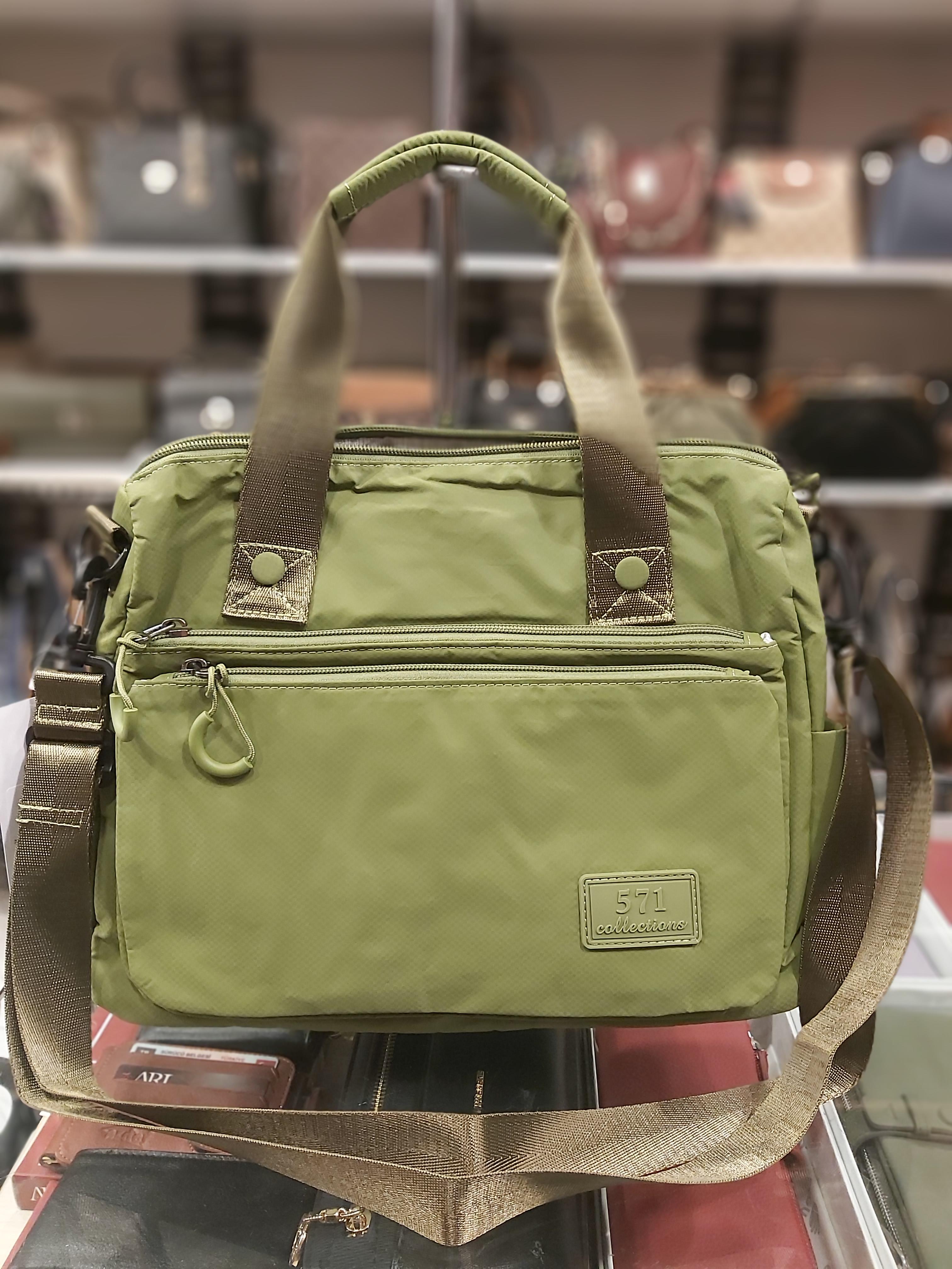 Bayan El Ve Çapraz Askılı Çanta