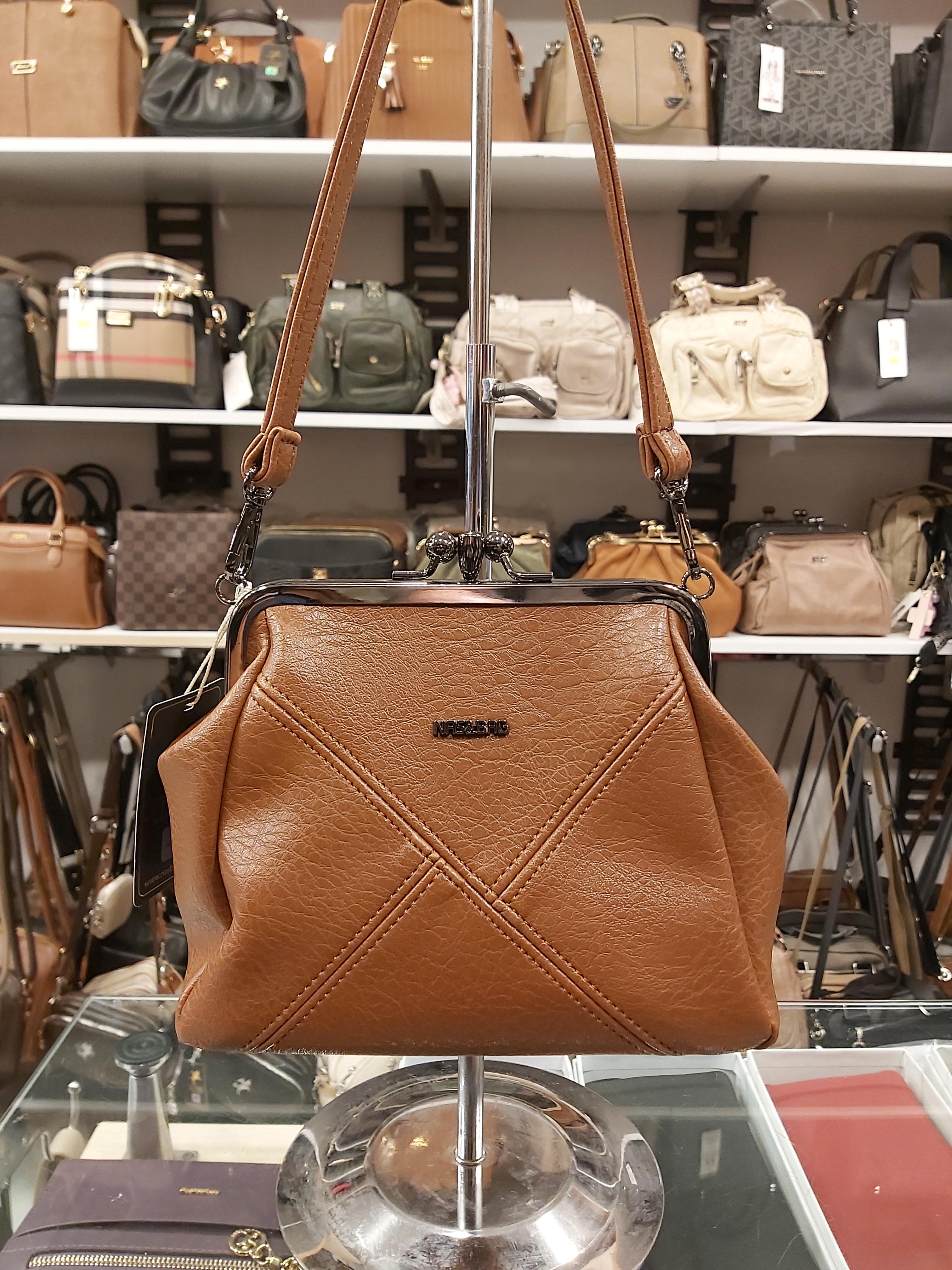 Bayan Kol ve Çapraz Çanta