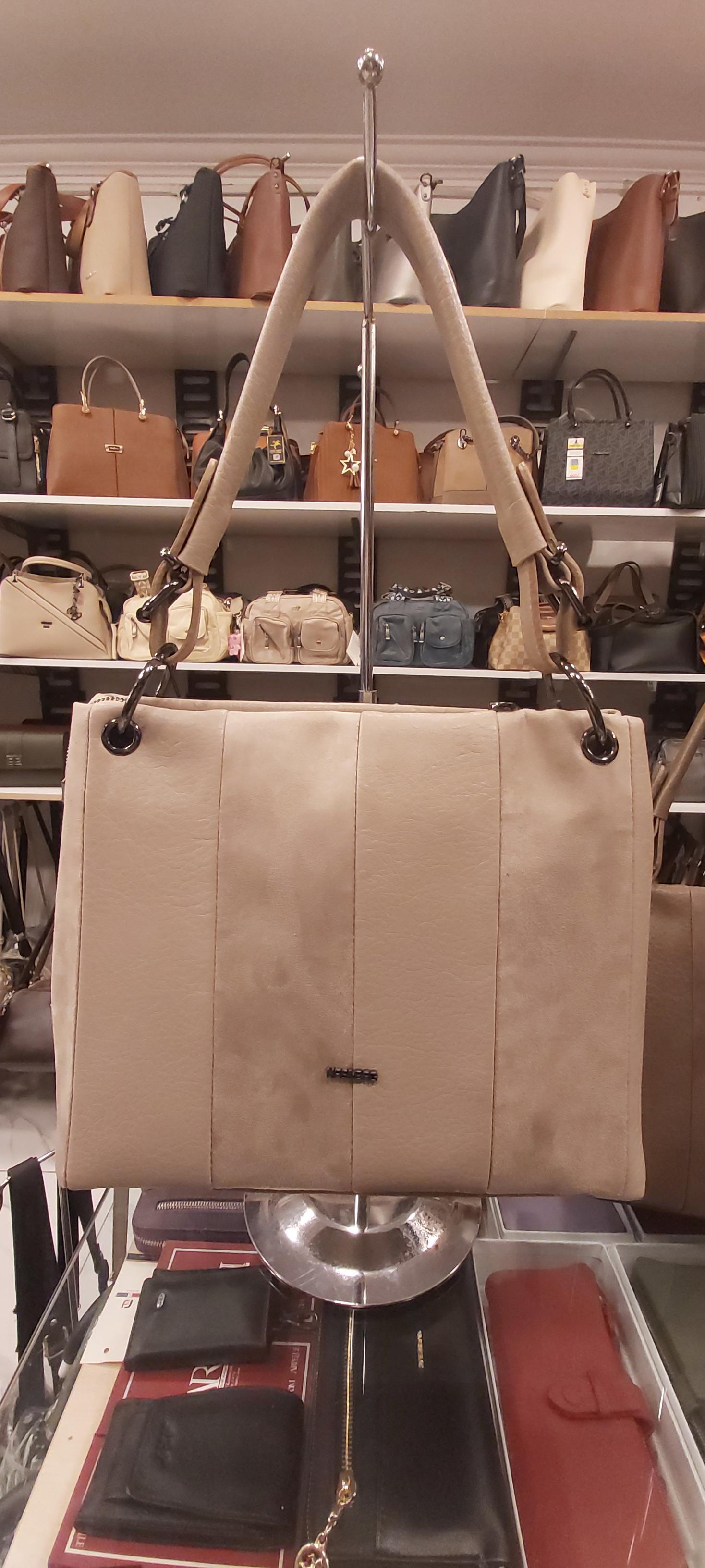 Bayan Kol ve Çapraz Çanta