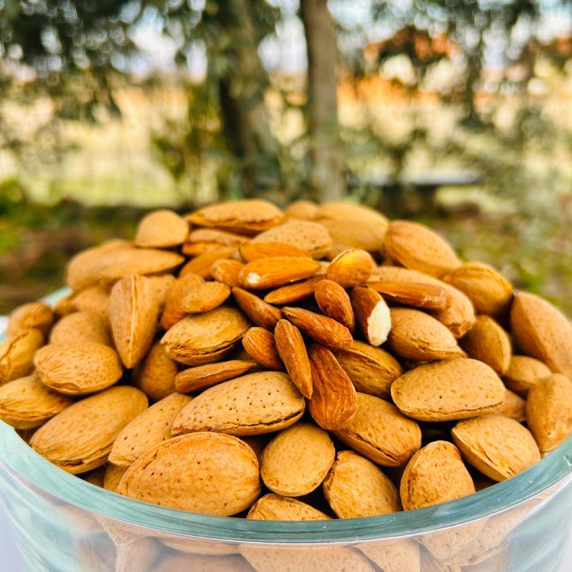 1 KG Kolay Kırılabilen Tatlı Diş Badem