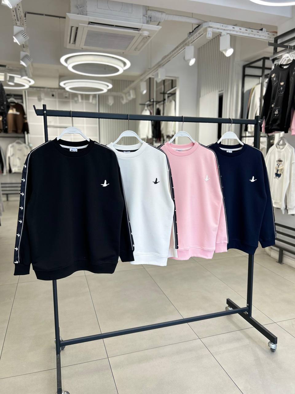 Kuşlu Şeritli Sweat - lacivert