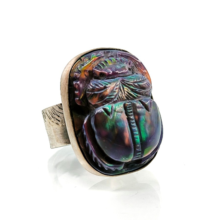 BLACK OPAL (LAB) SCARAB CARVİNG YÜZÜK