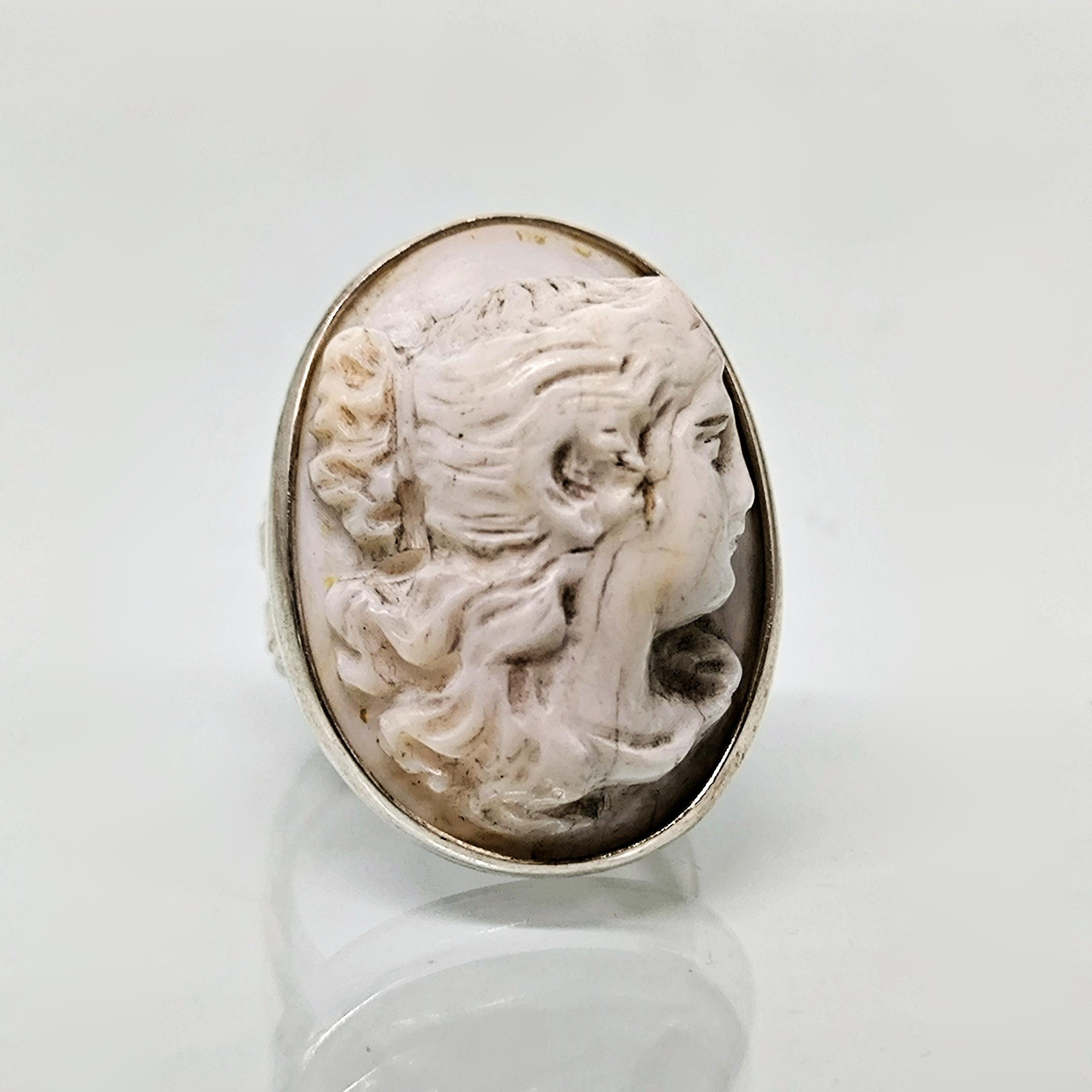 VİKTORYA DÖNEMİ BEYAZ SHELL CAMEO YÜZÜK