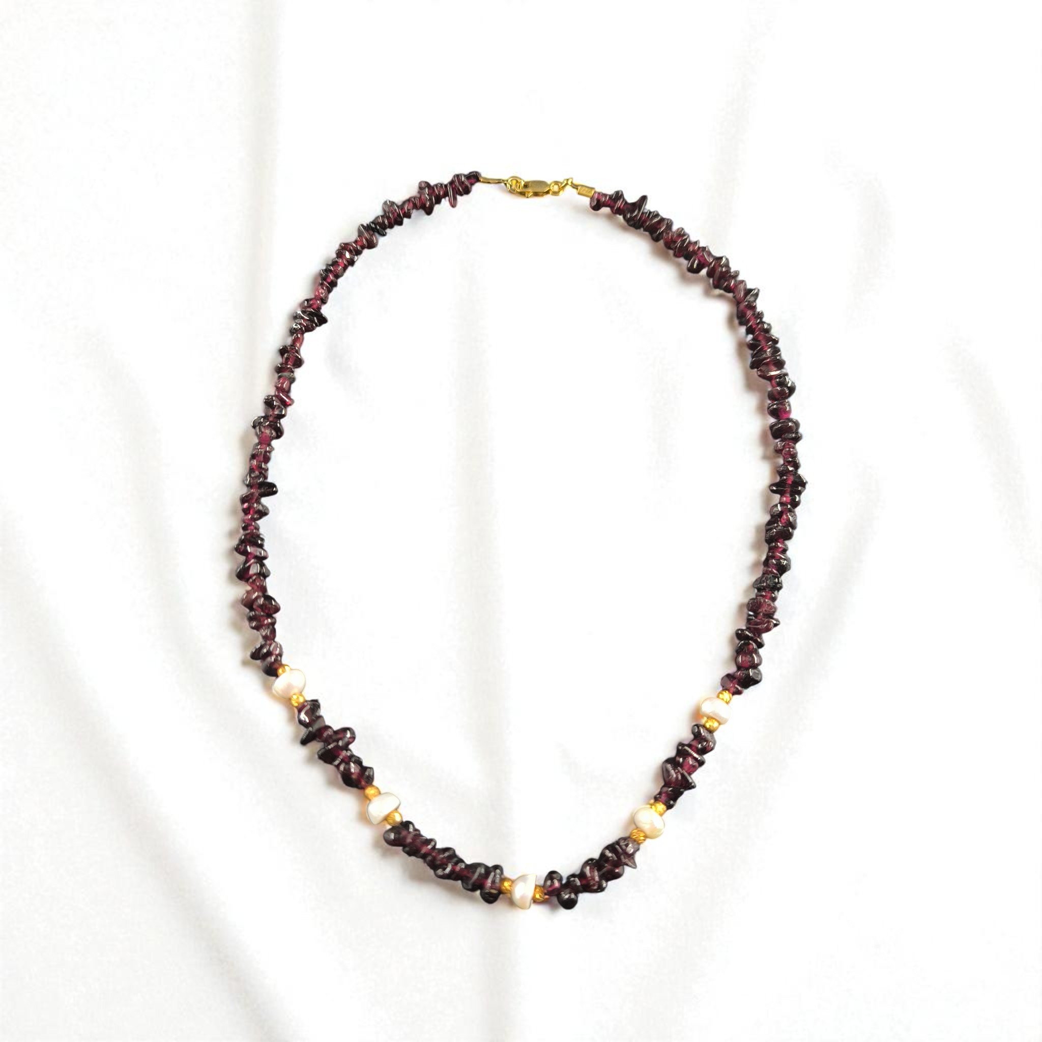 GARNET VE İNCİ KOLYE