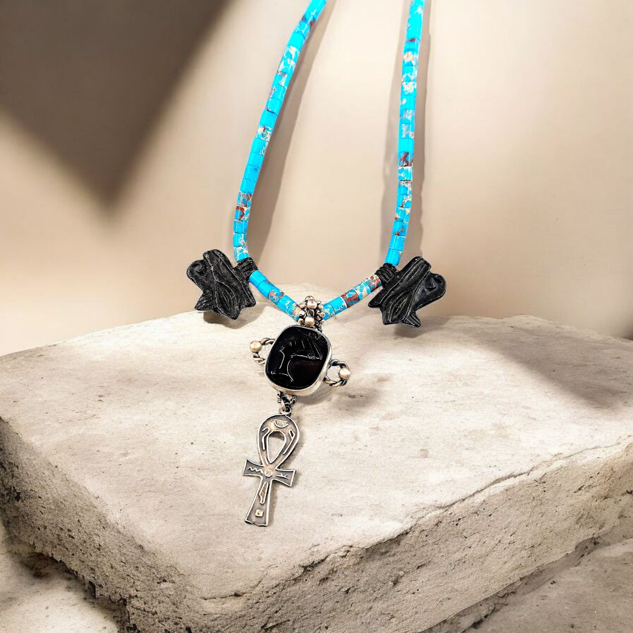 ANKH VE HORUS’UN GÖZÜ TILSIMLI GERDANLIK