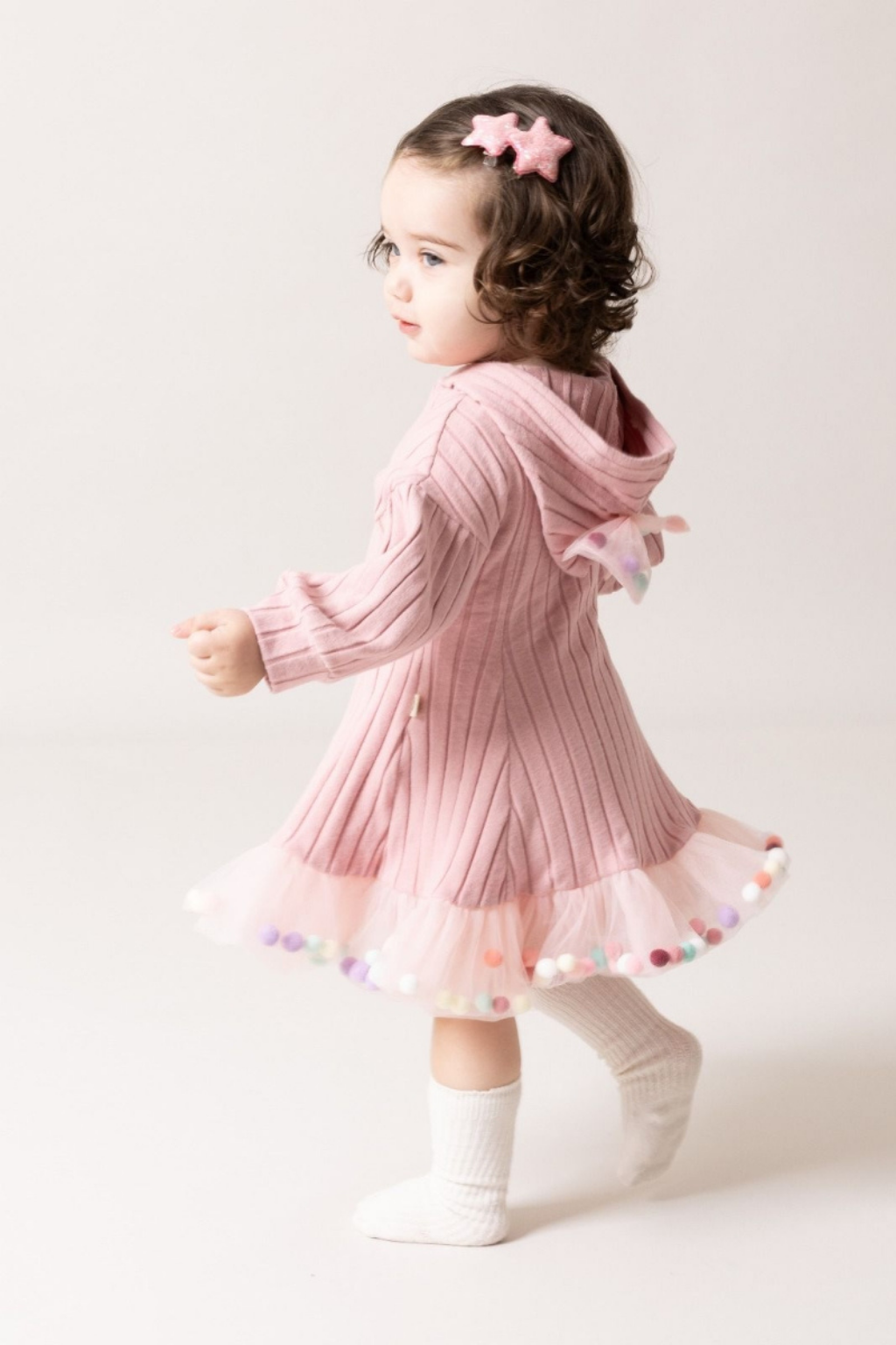 Kız Bebek Kapüşonlu Ponpon Detaylı Pembe Triko Elbise (12-36 Ay)