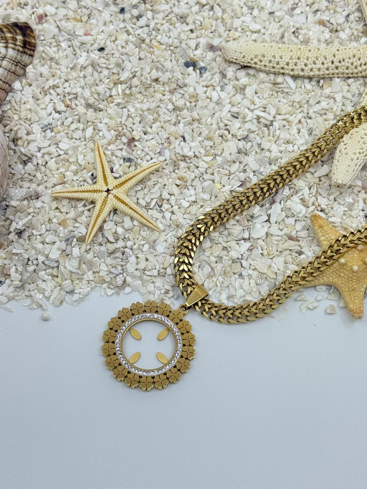 Çeyreklik Çelik kolye