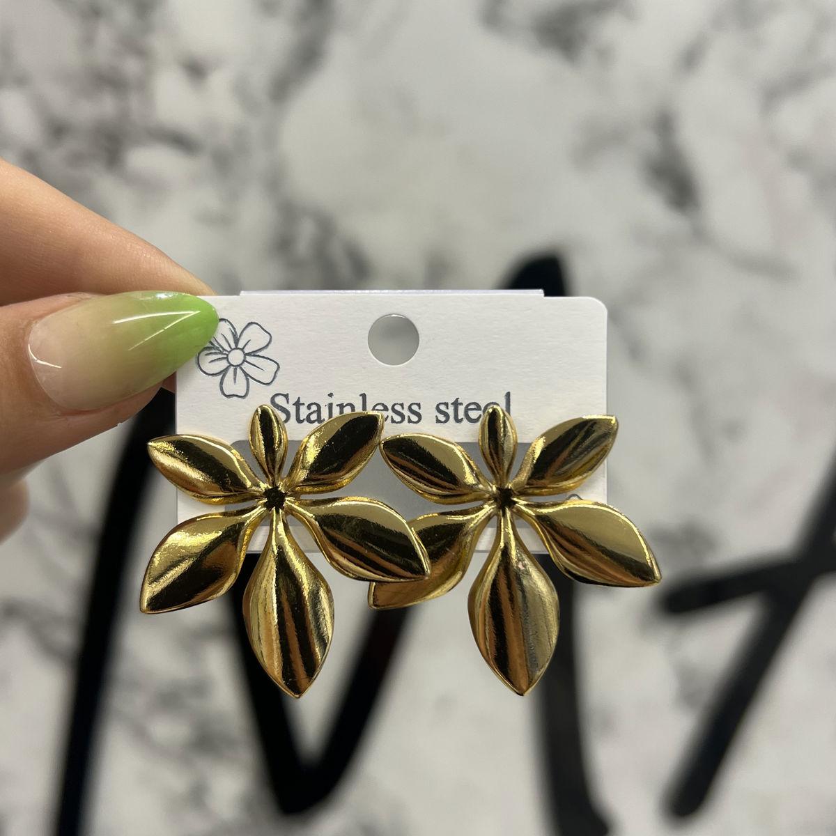 ELMEKA ÇELİK KÜPE