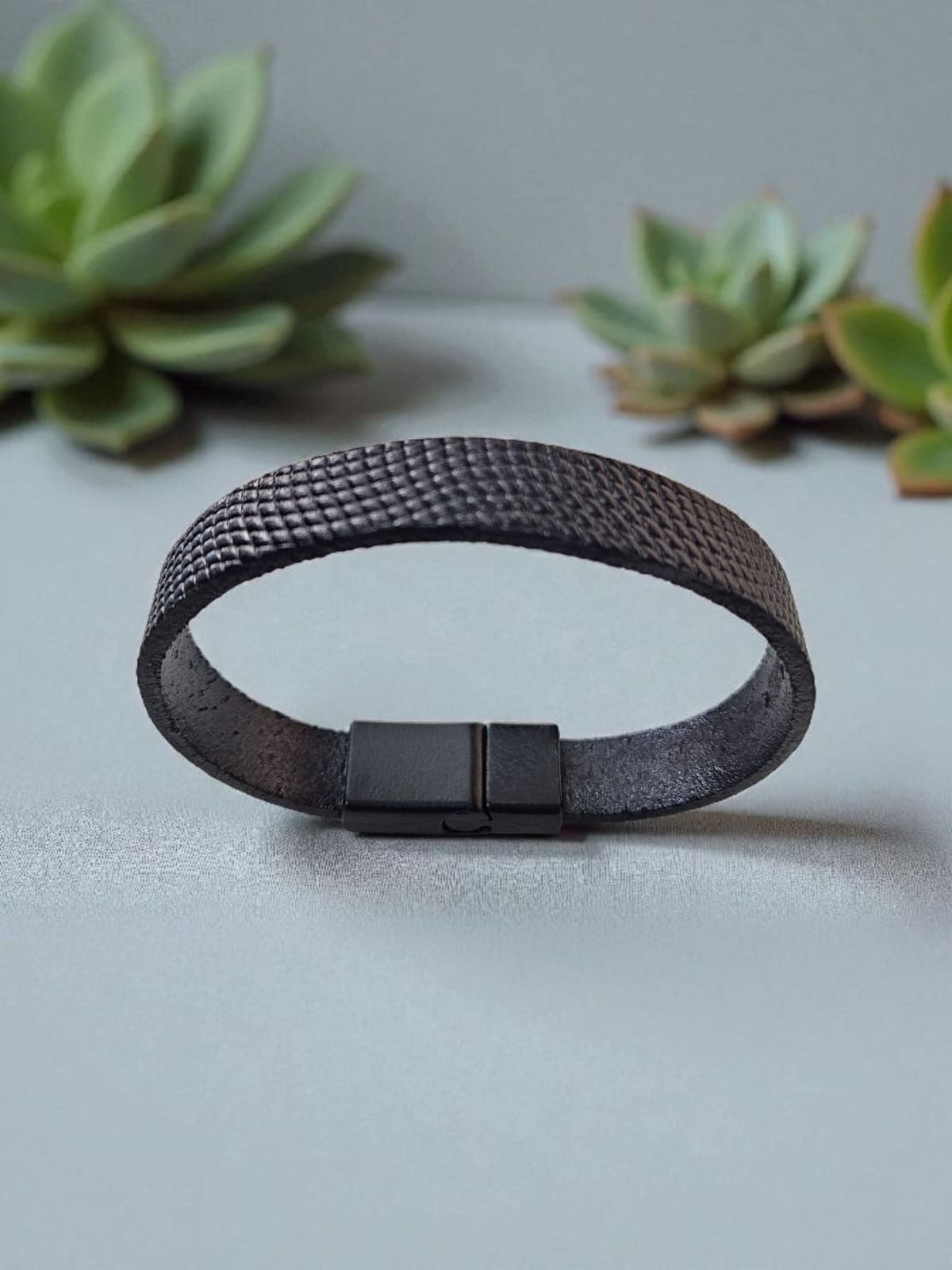 ELMEKA DERİ BİLEKLİK