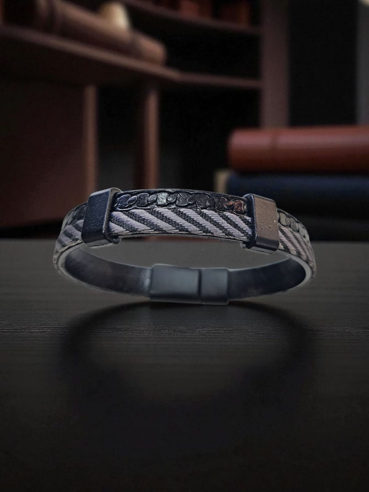 ELMEKA DERİ BİLEKLİK