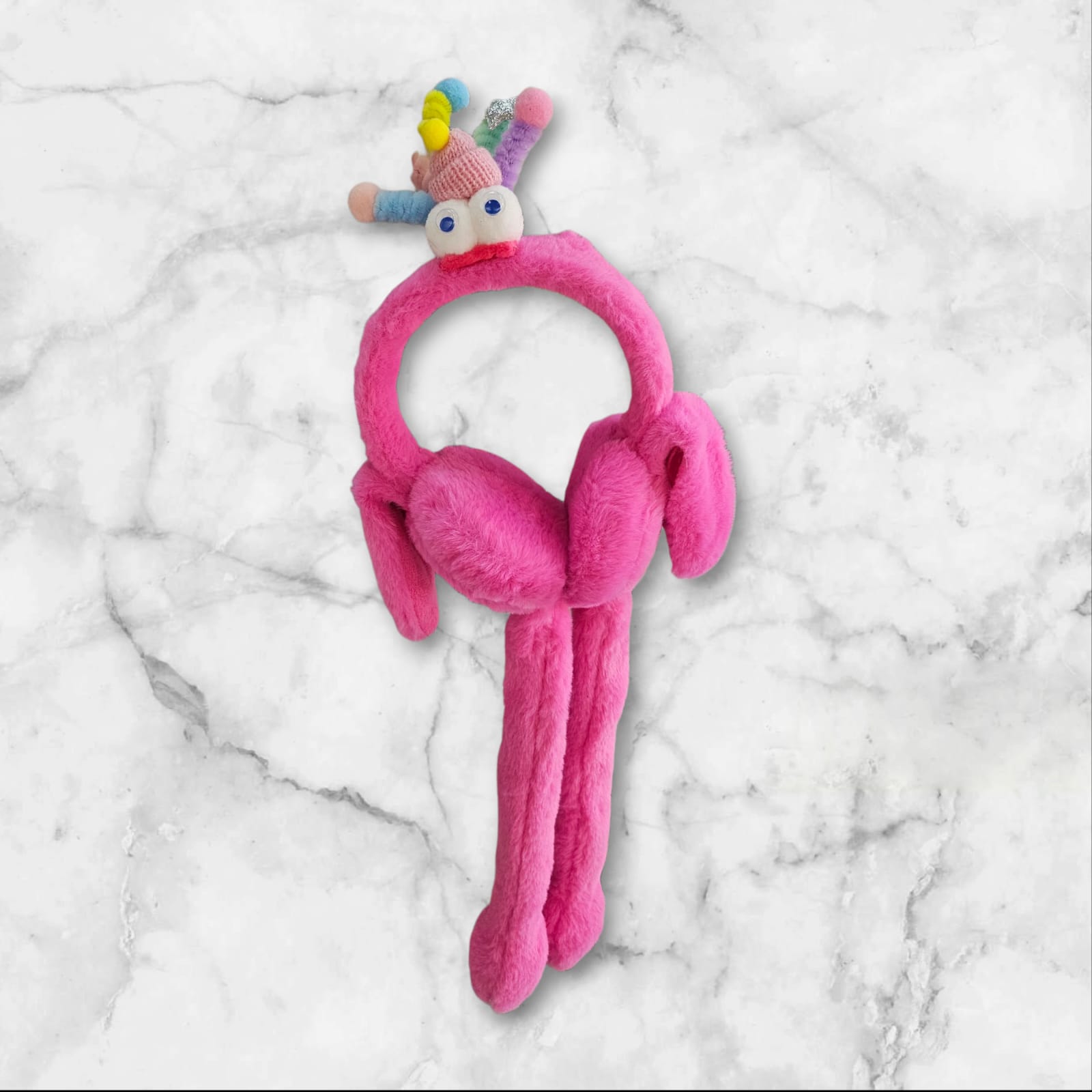 ELMEKA SESLİ VE KULAKLARI OYNAYAN KULAKLIK