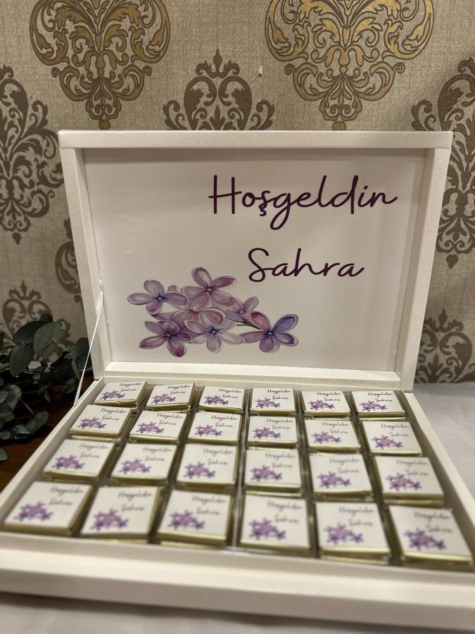 Bebek Çikolata
