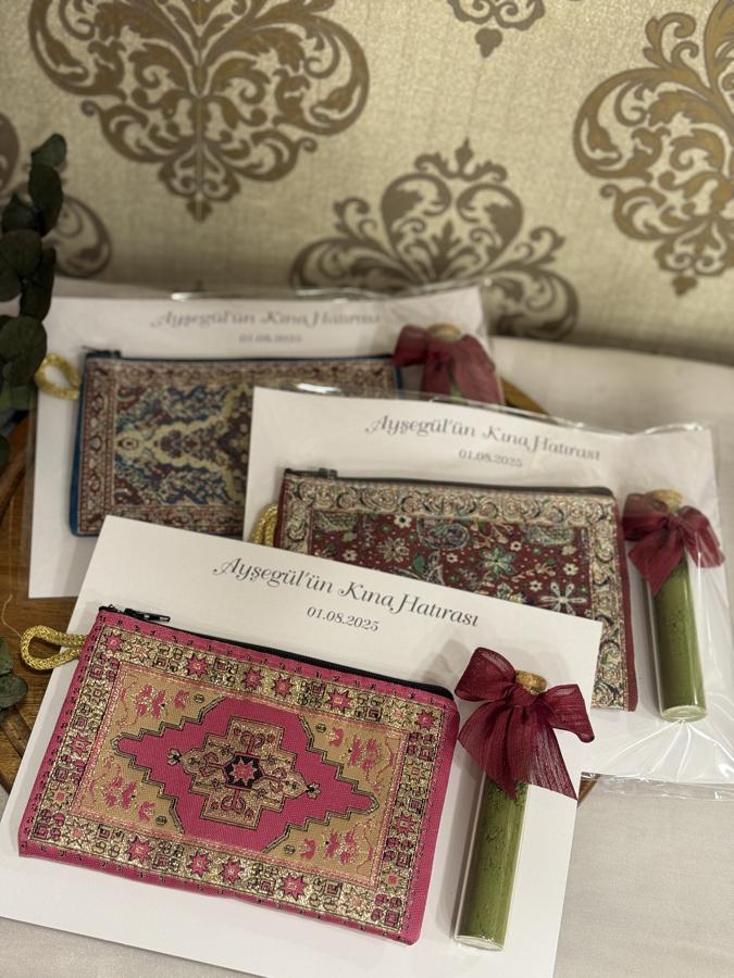 Kartta Cüzdan ve Kına Şişesi