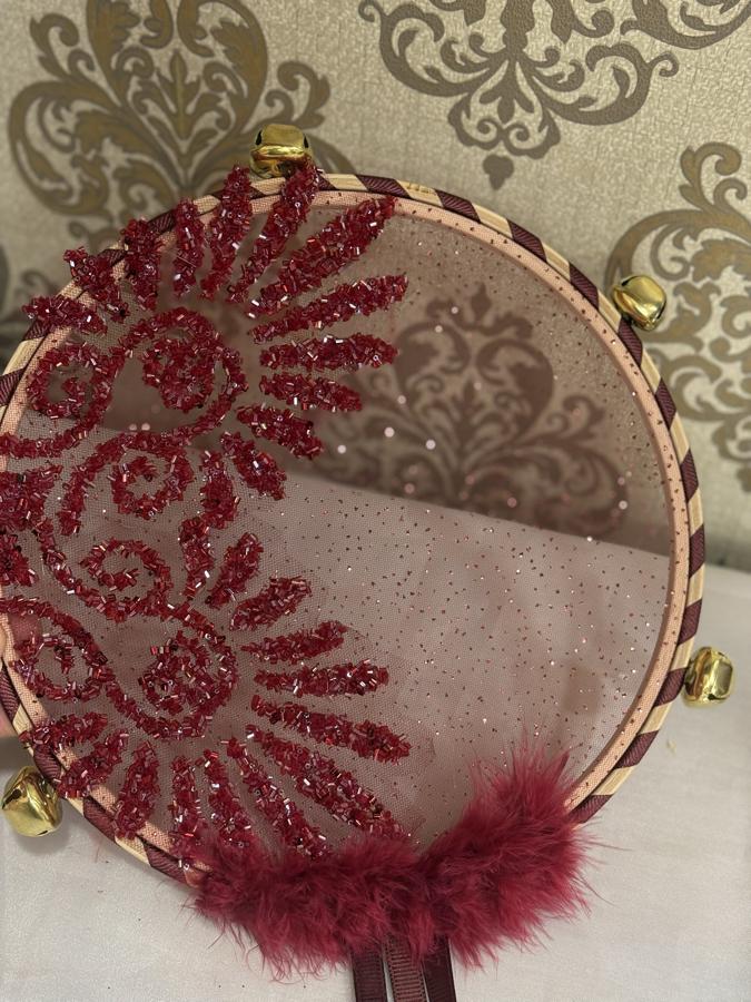 İşlemeli Nedime Tefi