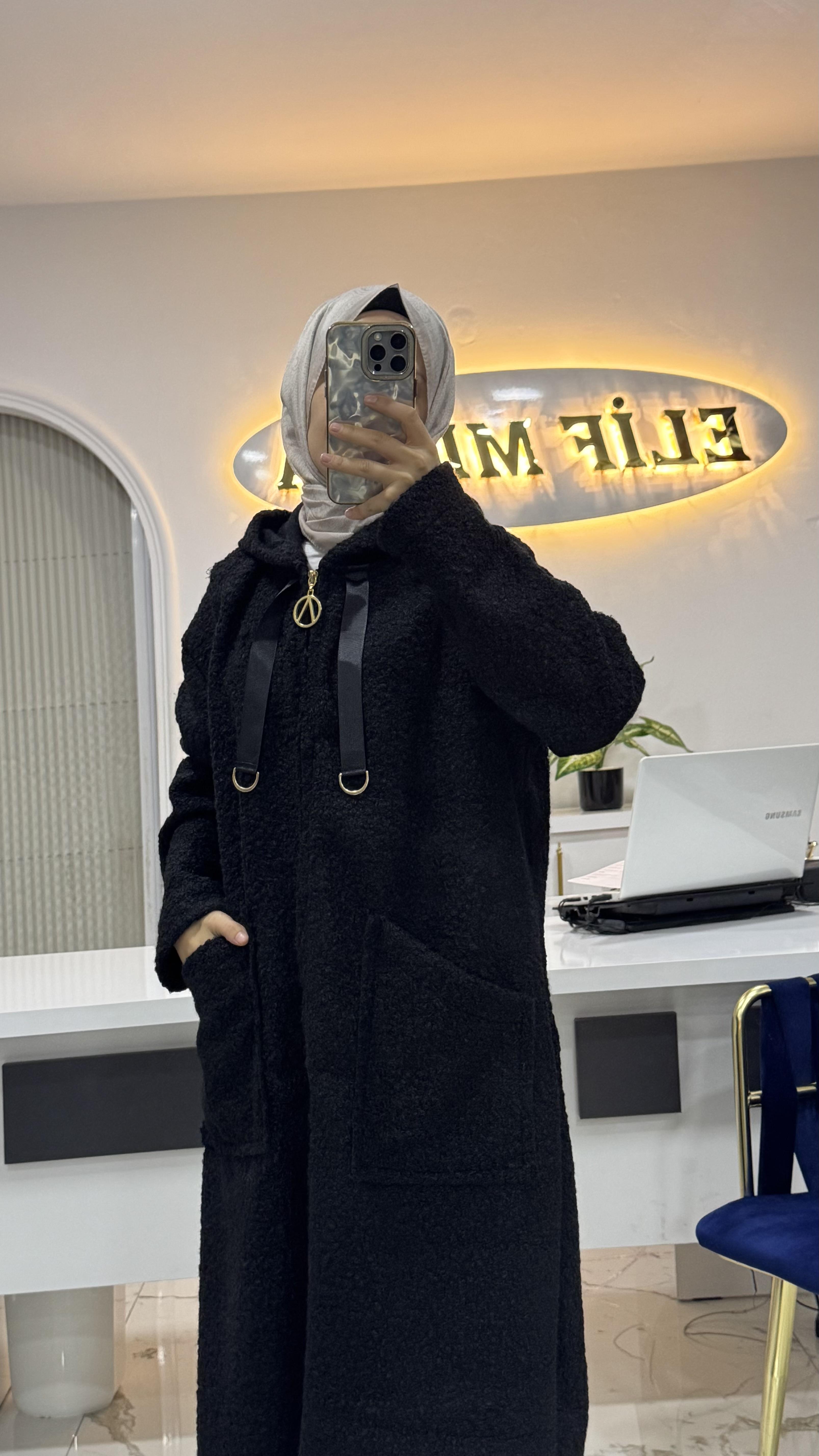 AYŞE AKAY KUZU KAP SİYAH