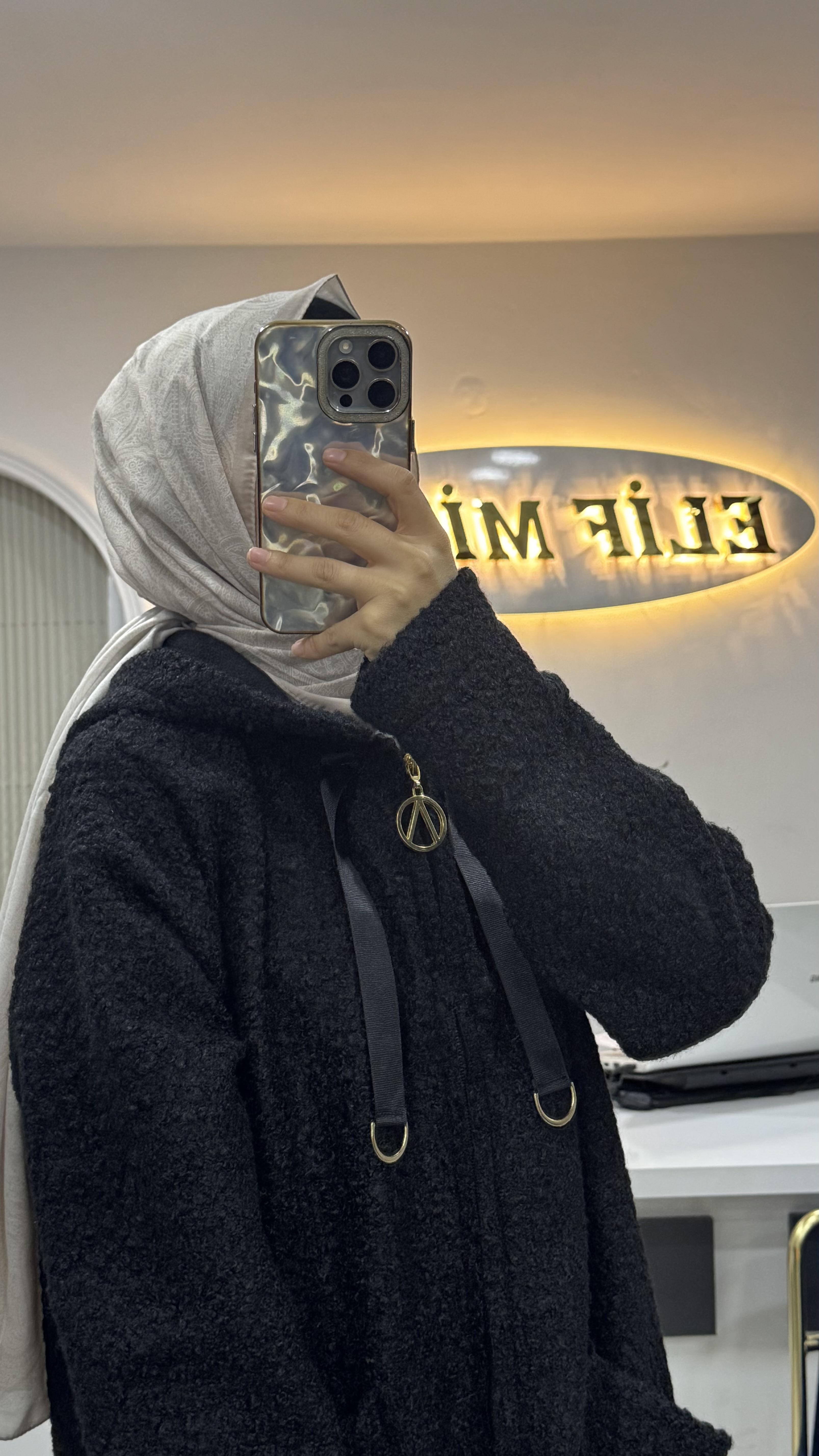 AYŞE AKAY KUZU KAP SİYAH