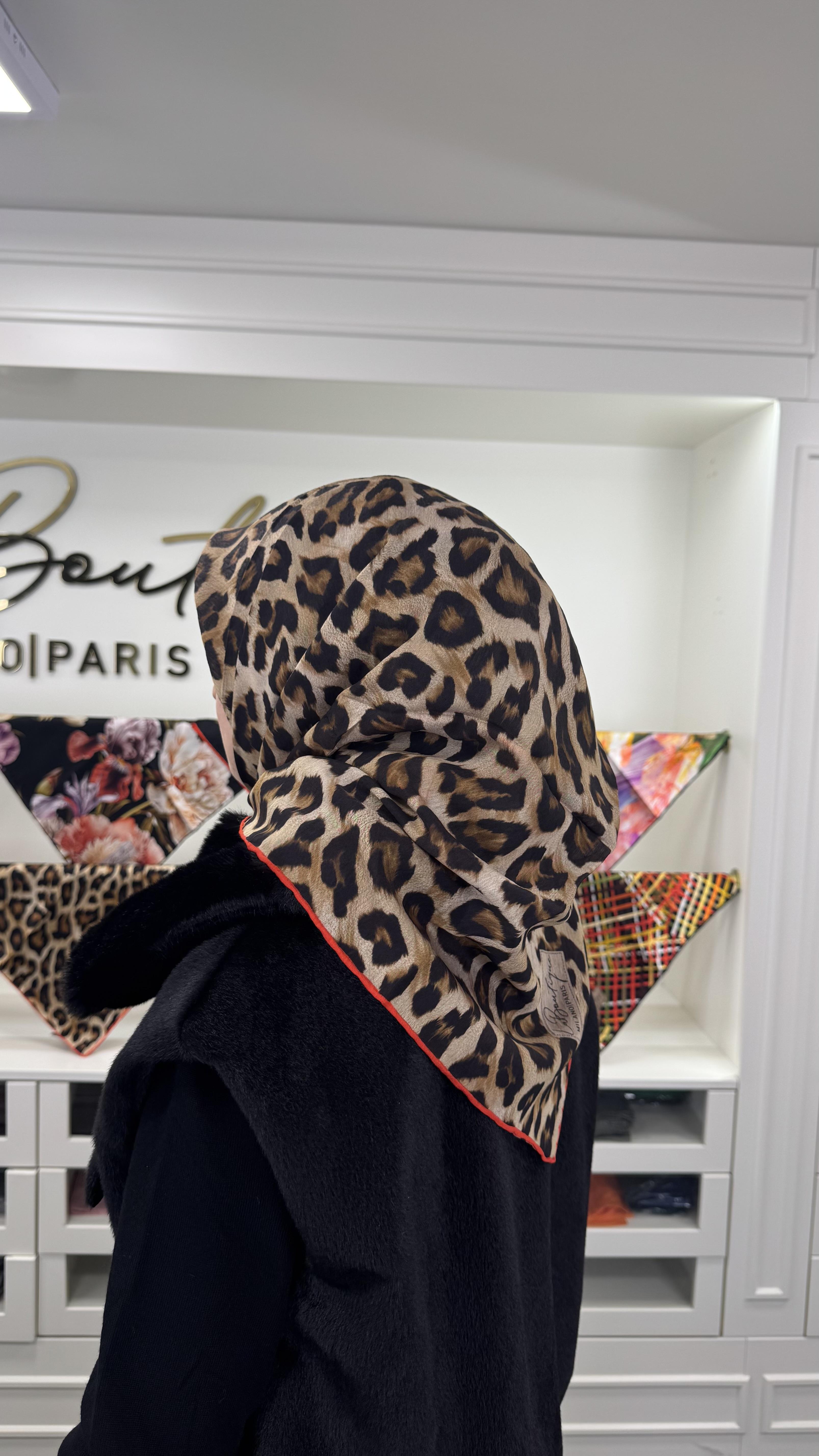 LA BOUTİQUE GÜZ EŞARP