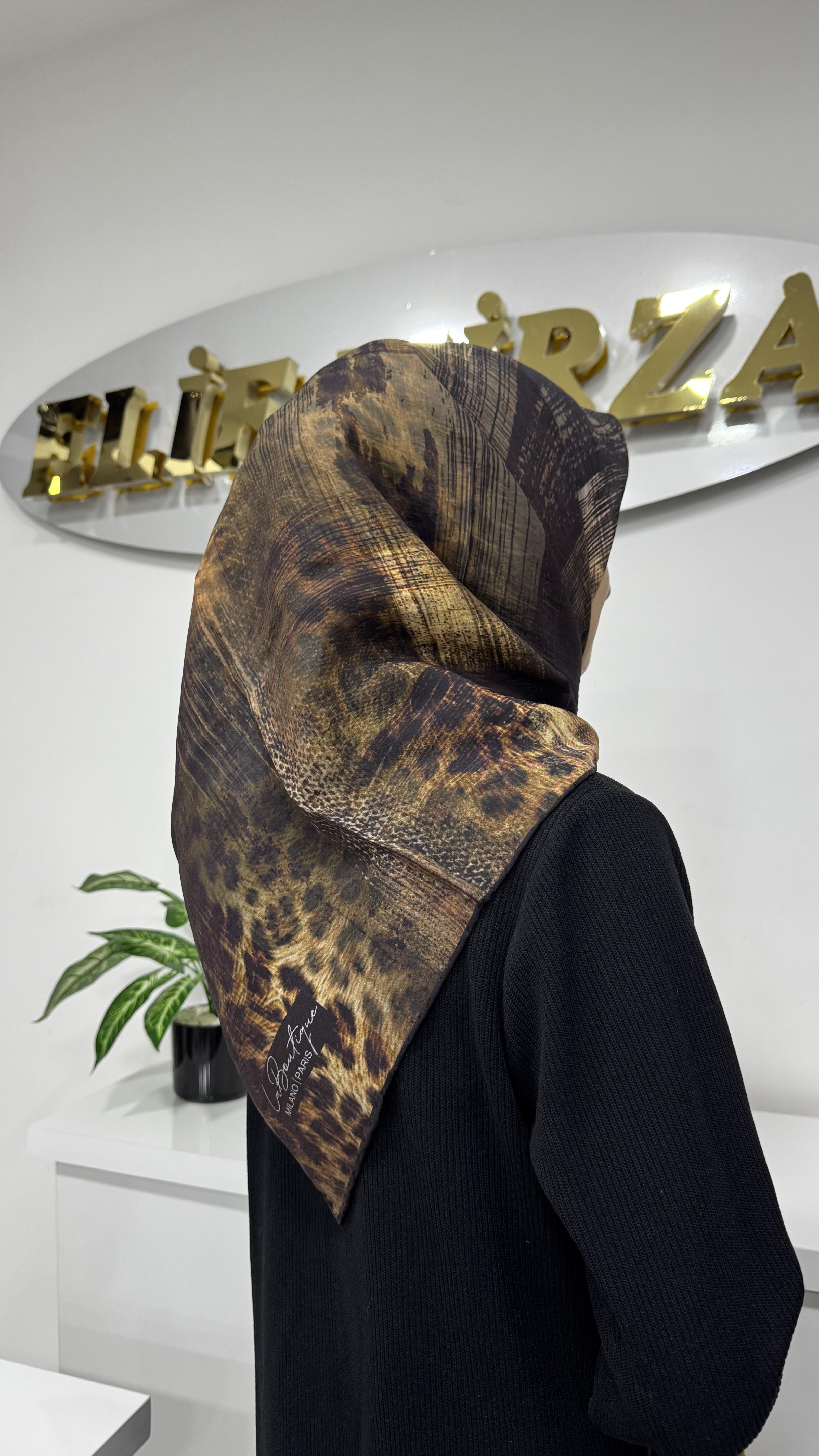 LA BOUTIQUE GÜZ EŞARP