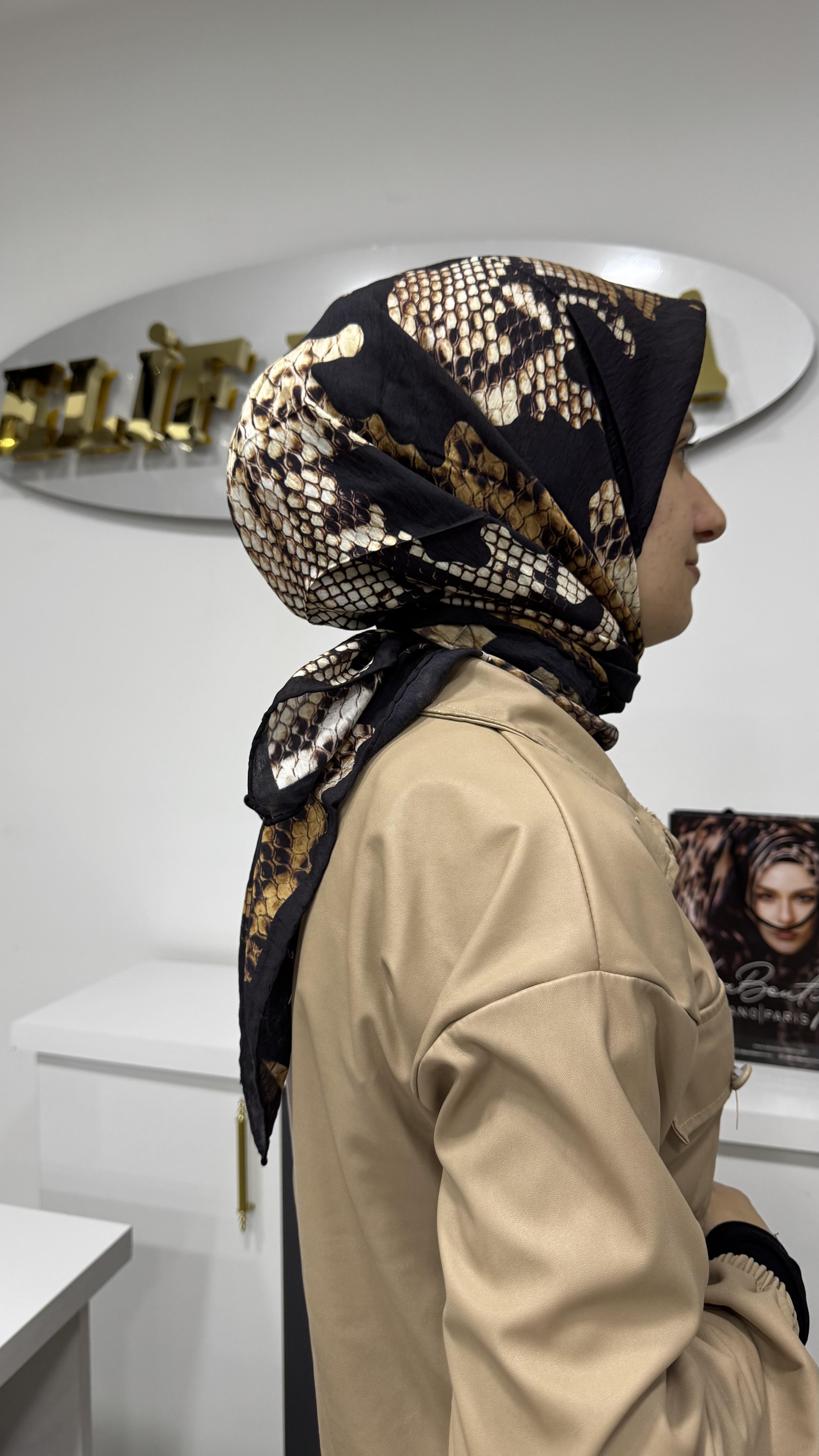 LA BOUTIQUE GÜZ EŞARP