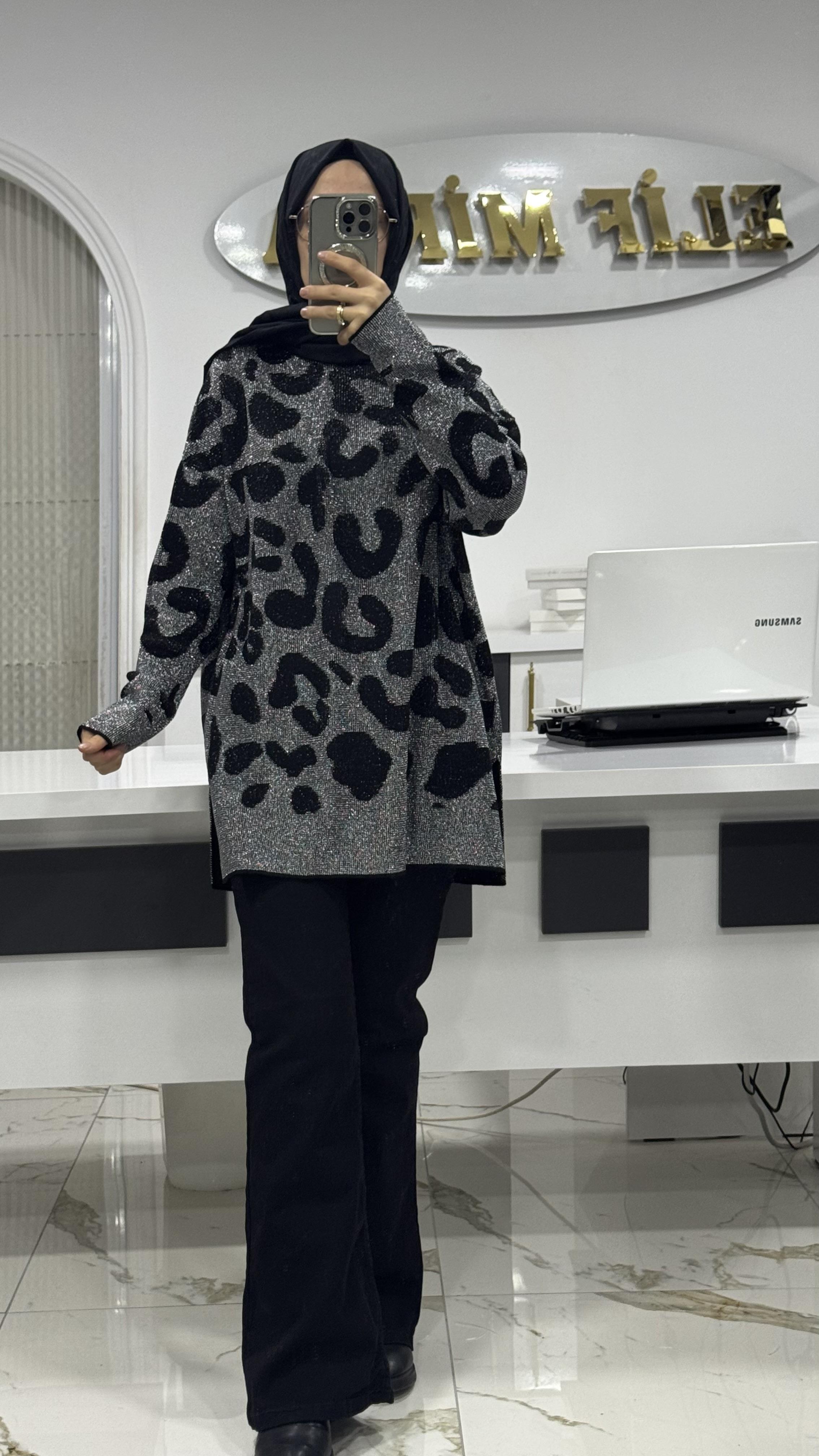 IŞILTILI LEOPAR TRİKO SİYAH