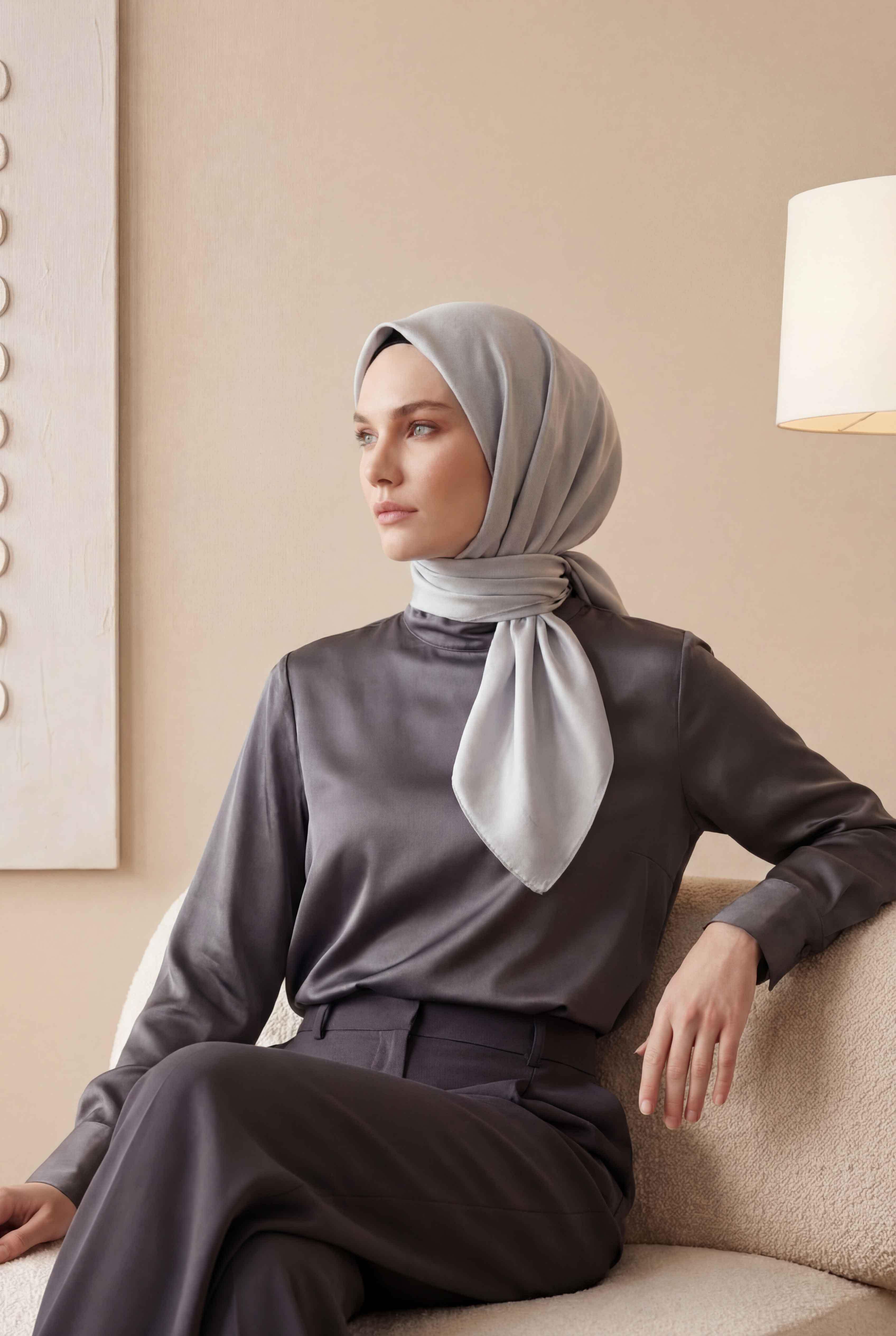 Düz Kristal Kumaş Eşarp - Kaymaz, Şık, Tok Duran | Günlük &amp; Abiye Uyumlu