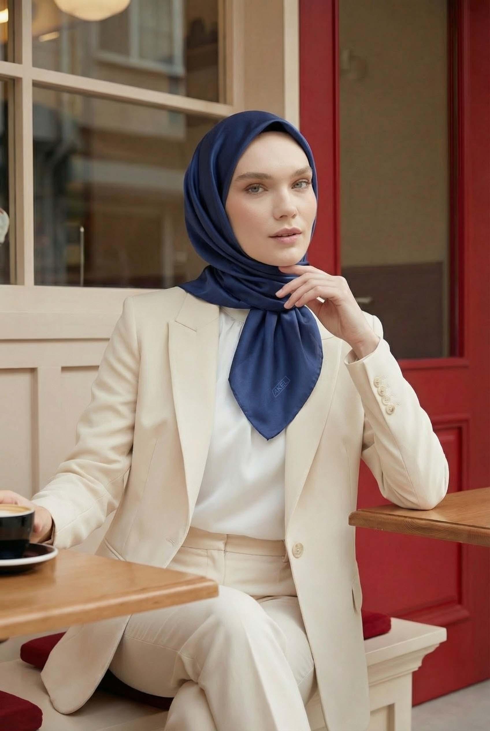 Düz Kristal Kumaş Eşarp - Kaymaz, Şık, Tok Duran | Günlük &amp; Abiye Uyumlu