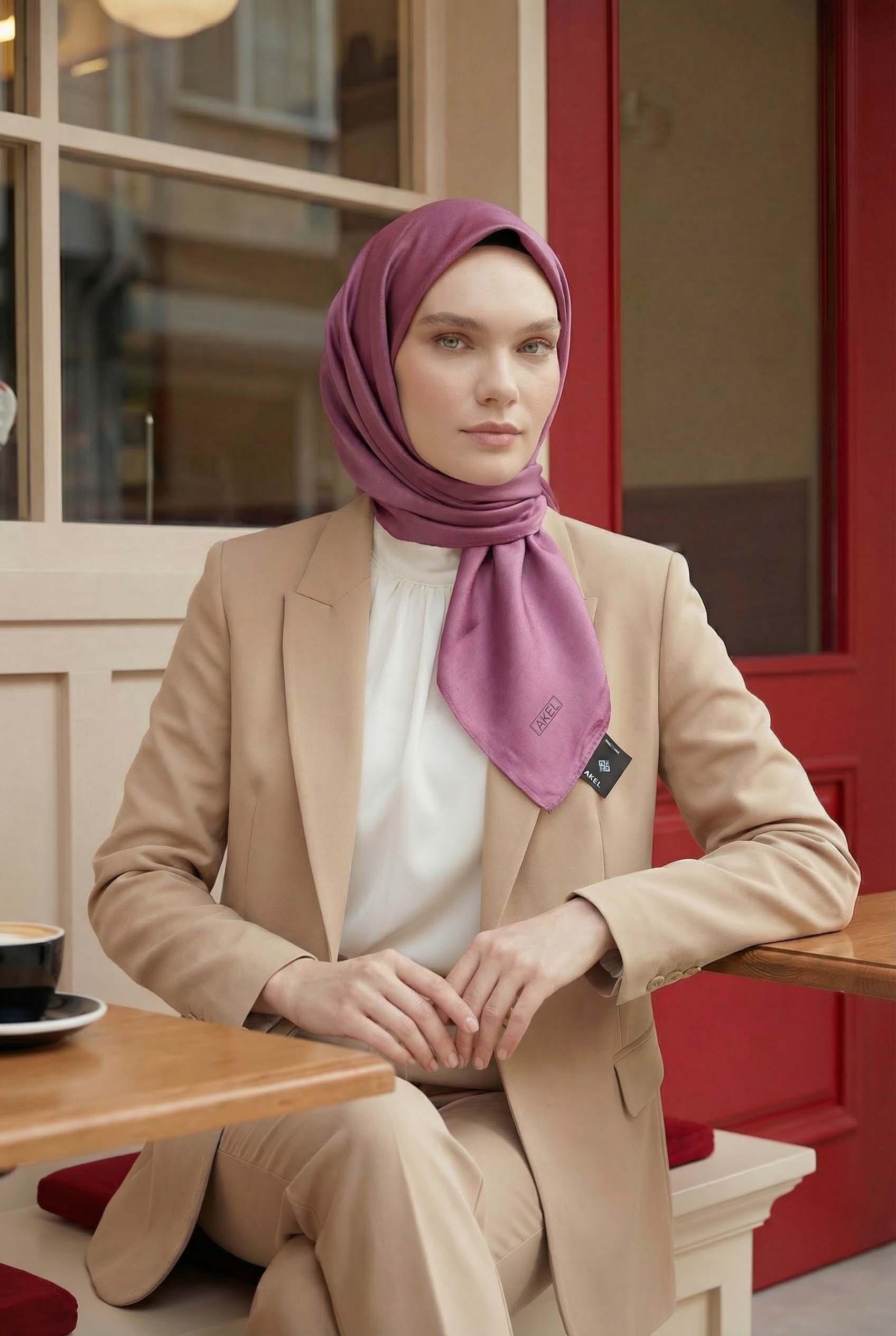 Düz Kristal Kumaş Eşarp - Kaymaz, Şık, Tok Duran | Günlük &amp; Abiye Uyumlu