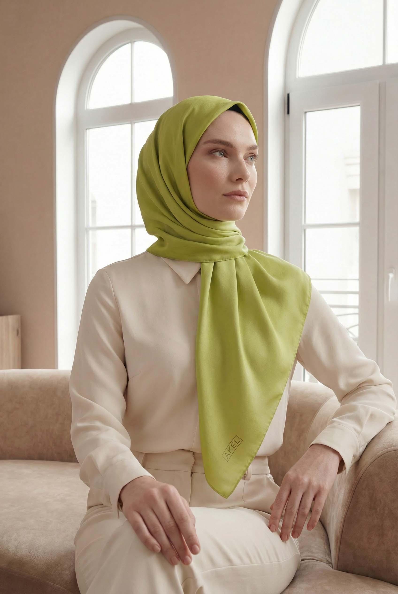 Düz Kristal Kumaş Eşarp - Kaymaz, Şık, Tok Duran | Günlük &amp; Abiye Uyumlu