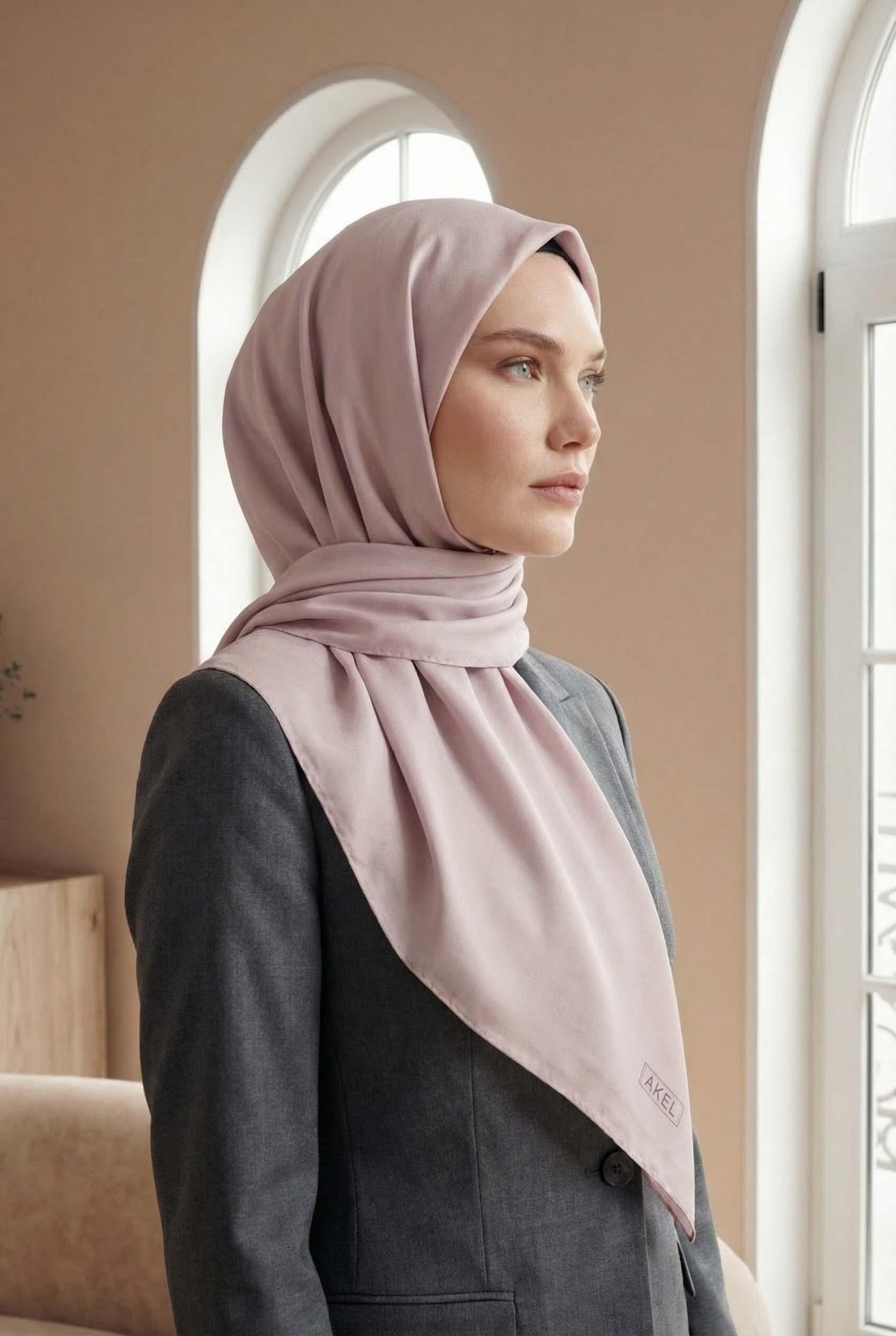 Düz Kristal Kumaş Eşarp - Kaymaz, Şık, Tok Duran | Günlük &amp; Abiye Uyumlu