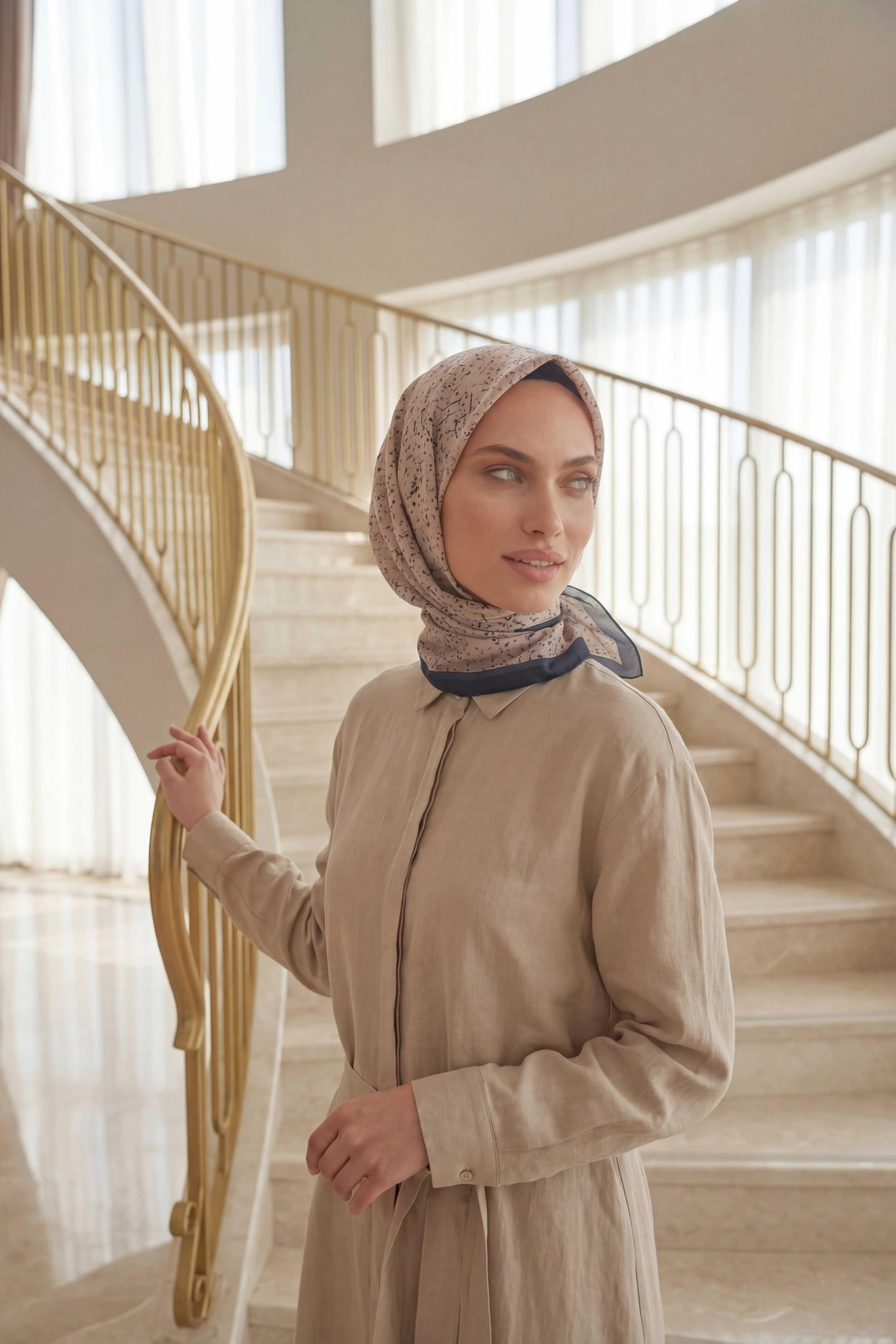 Dijital Soft Noktasal Desen Eşarp